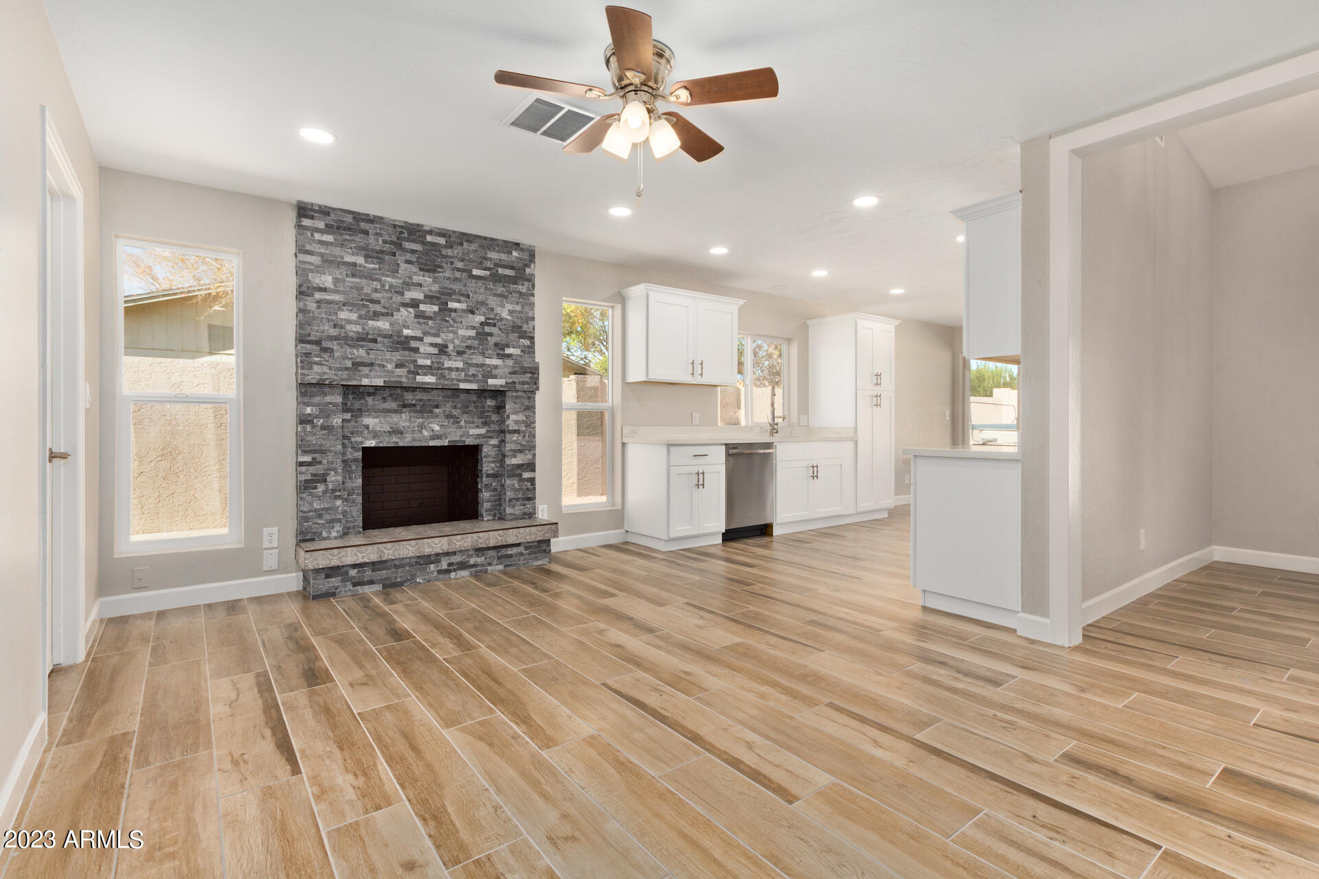 4430 W SANDRA Terrace