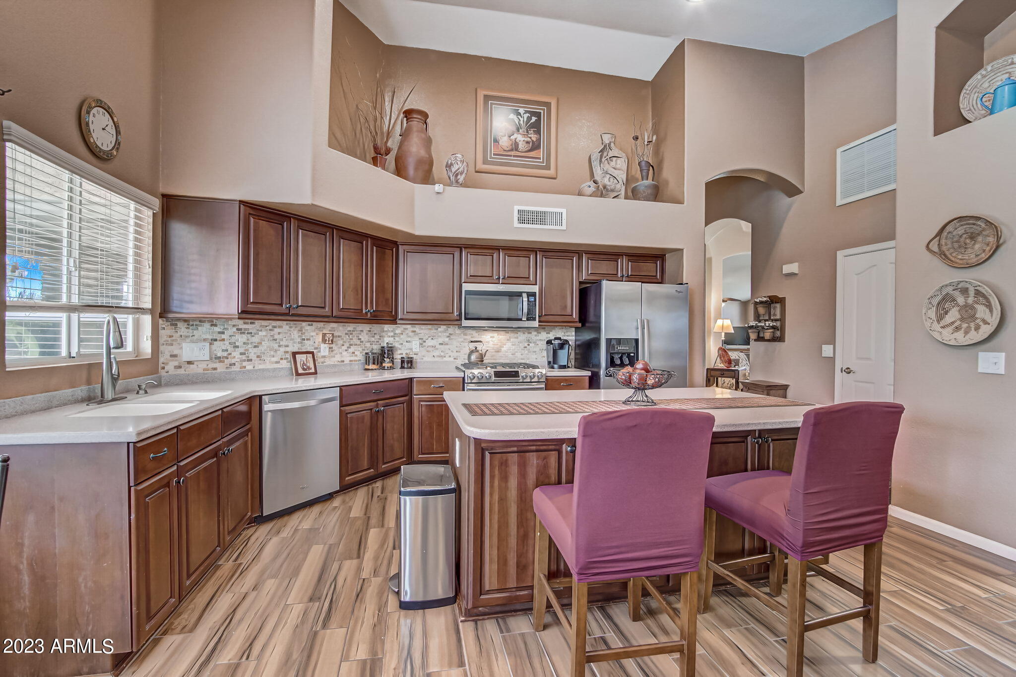 7848 W KERRY Lane
