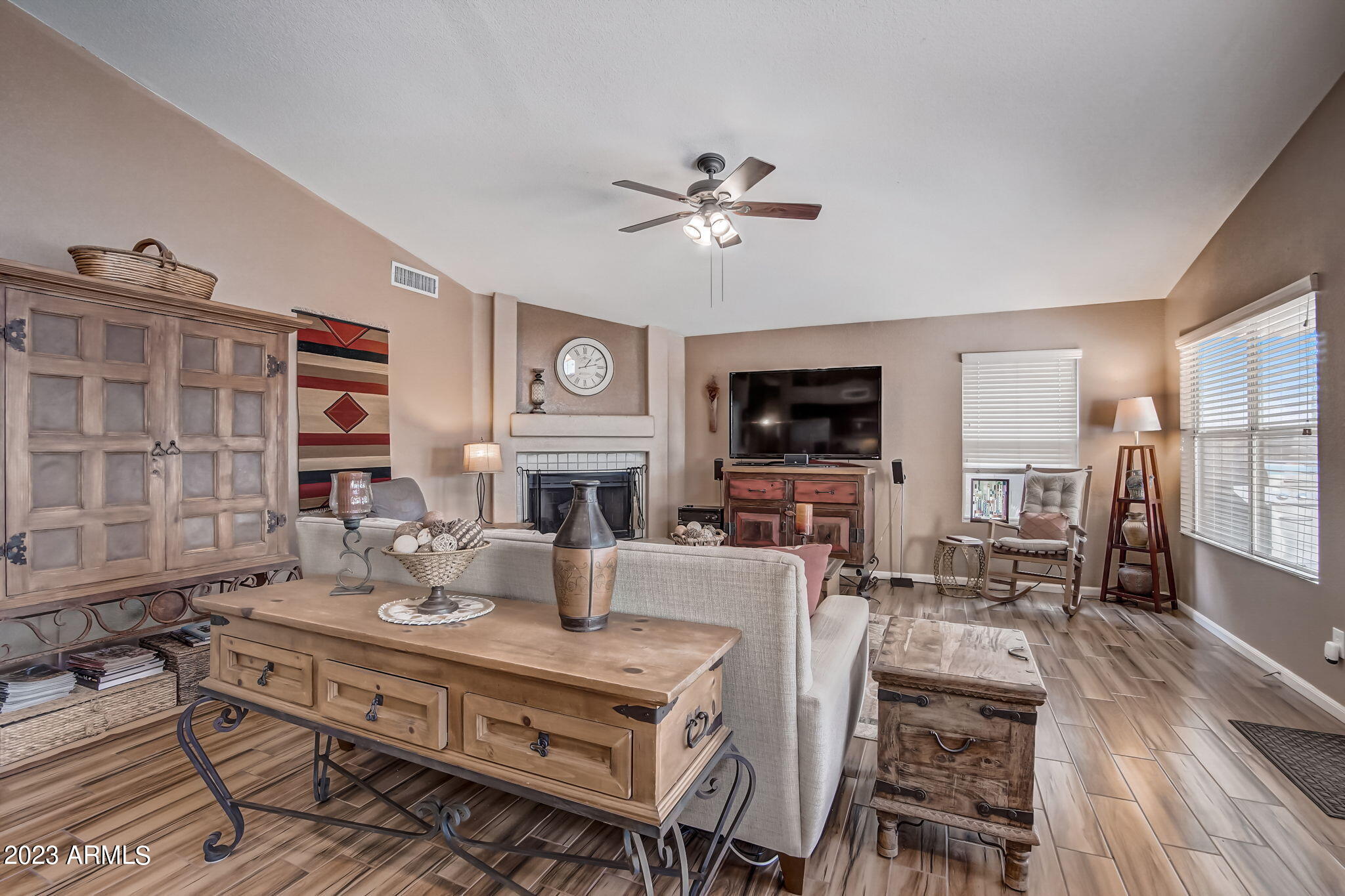7848 W KERRY Lane