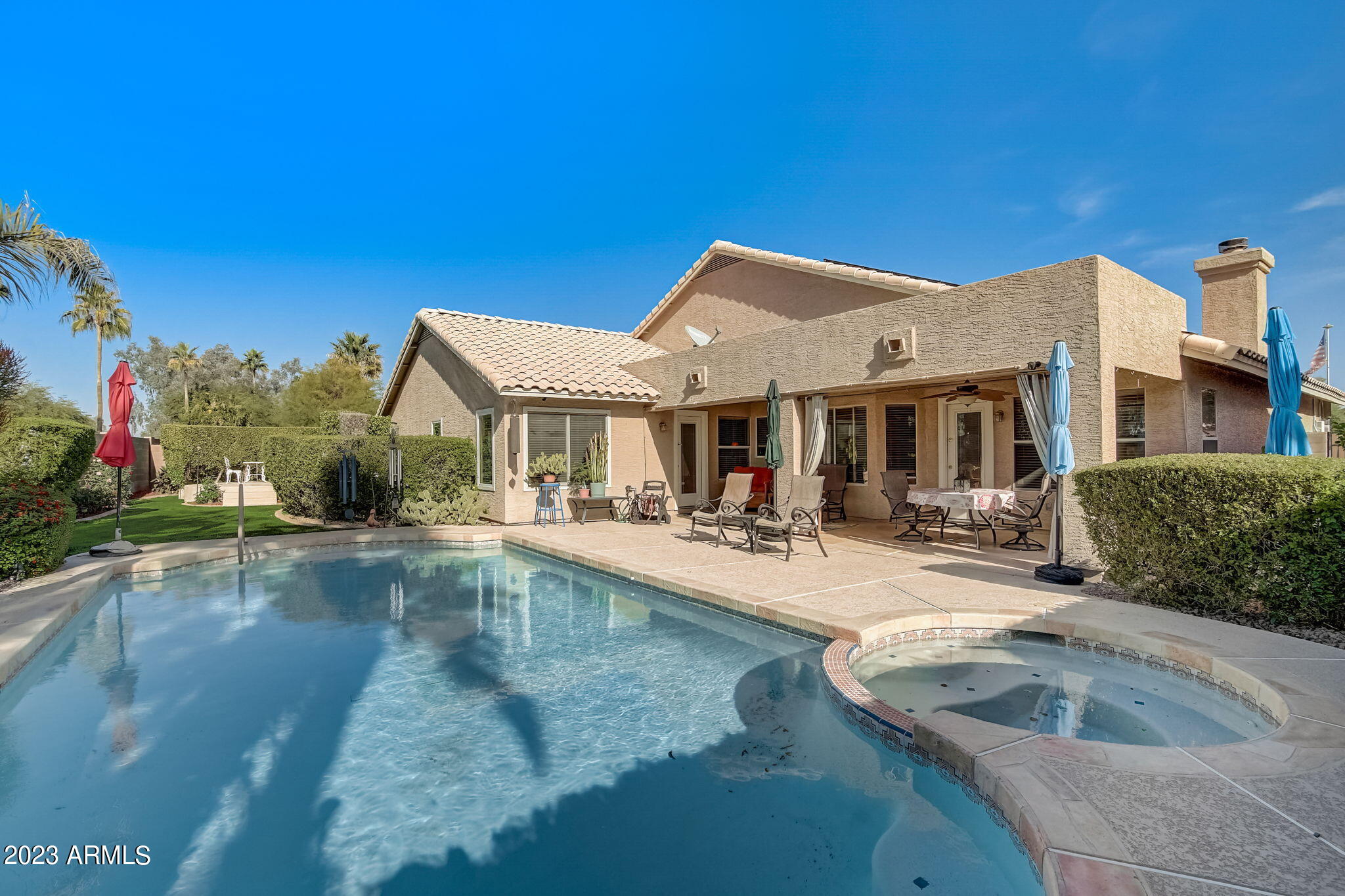 7848 W KERRY Lane