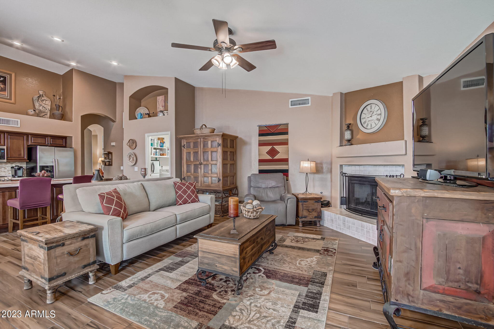 7848 W KERRY Lane