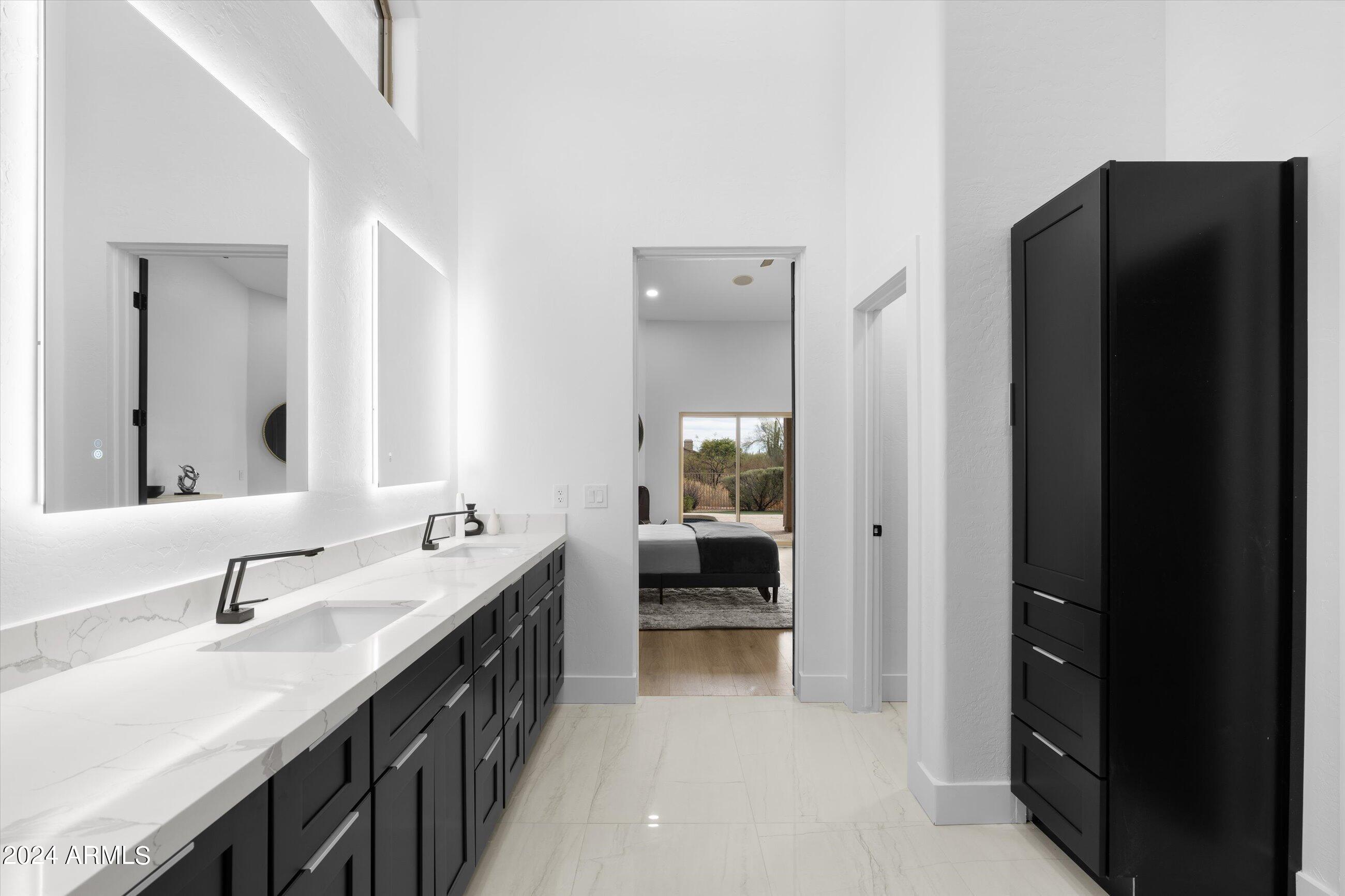 6757 E HORNED OWL Trail