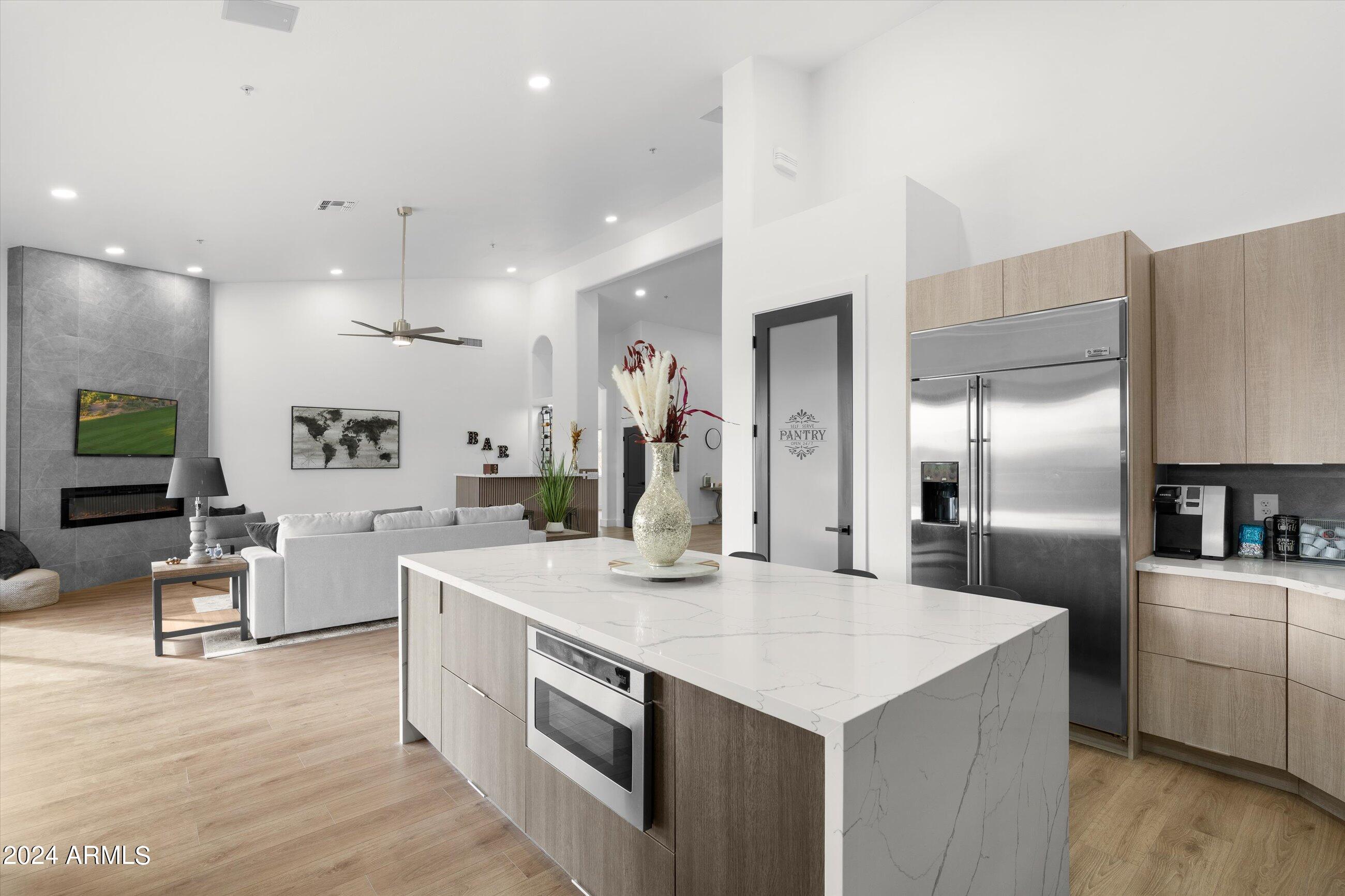 6757 E HORNED OWL Trail