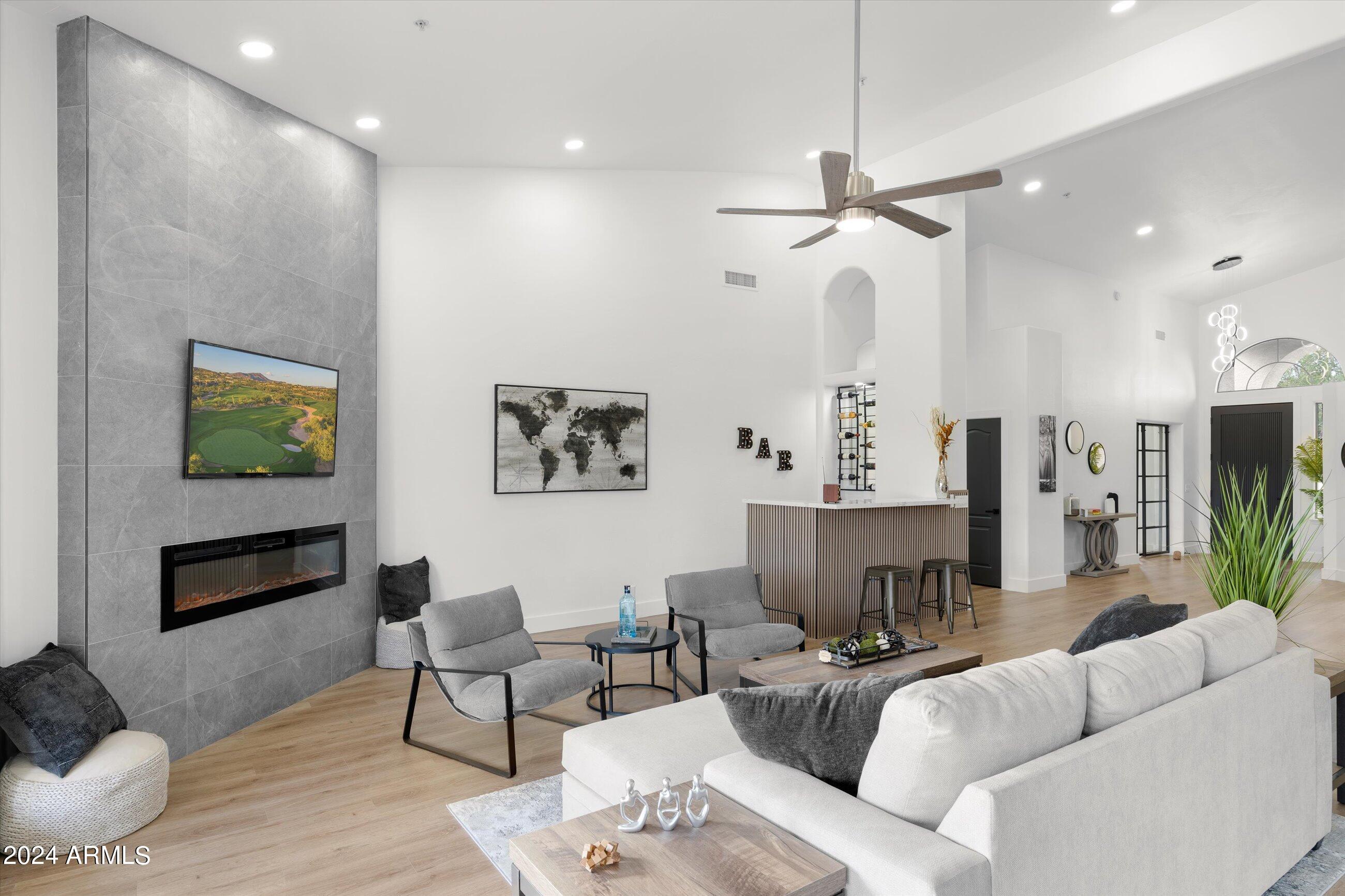 6757 E HORNED OWL Trail