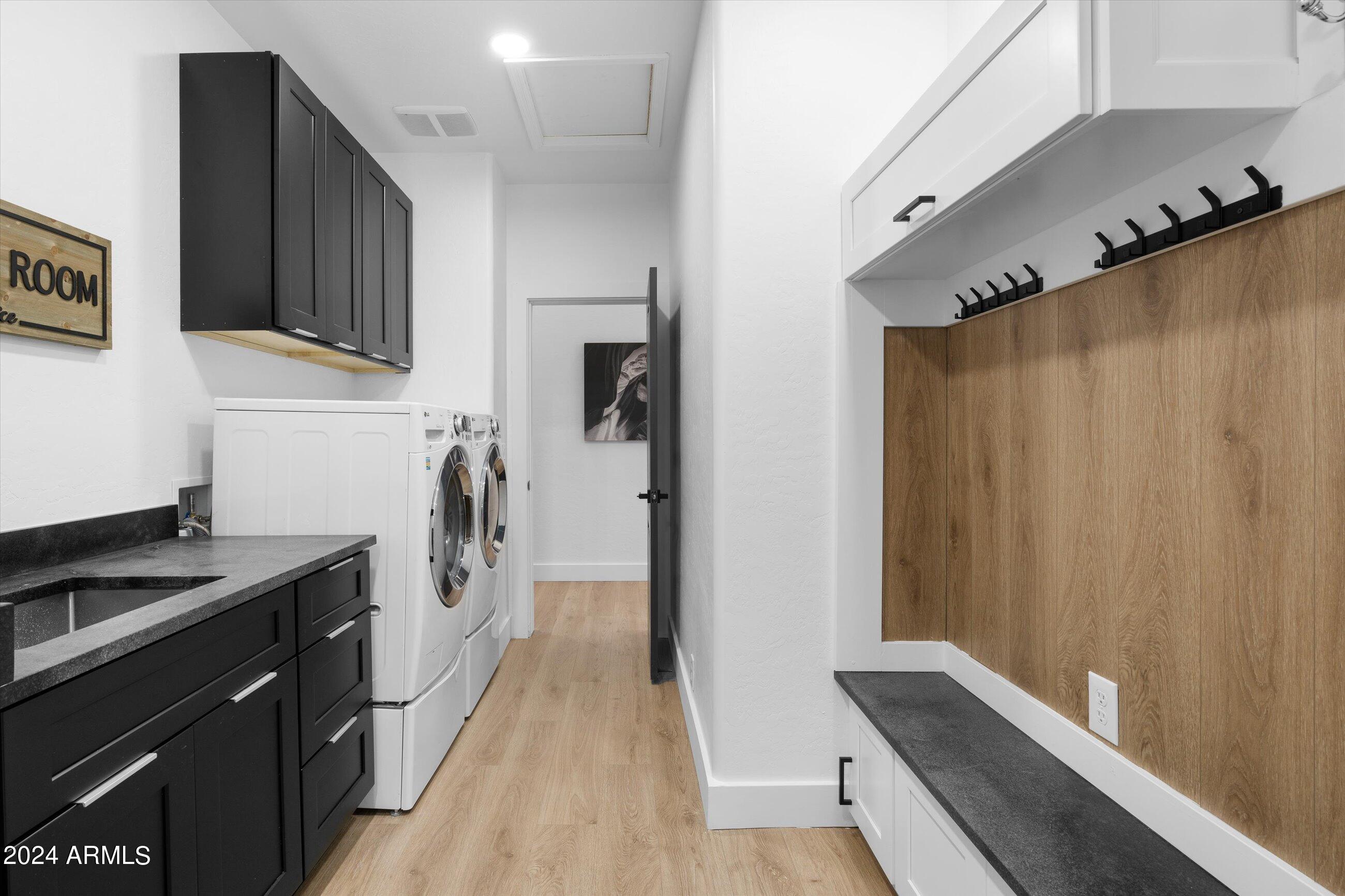 6757 E HORNED OWL Trail
