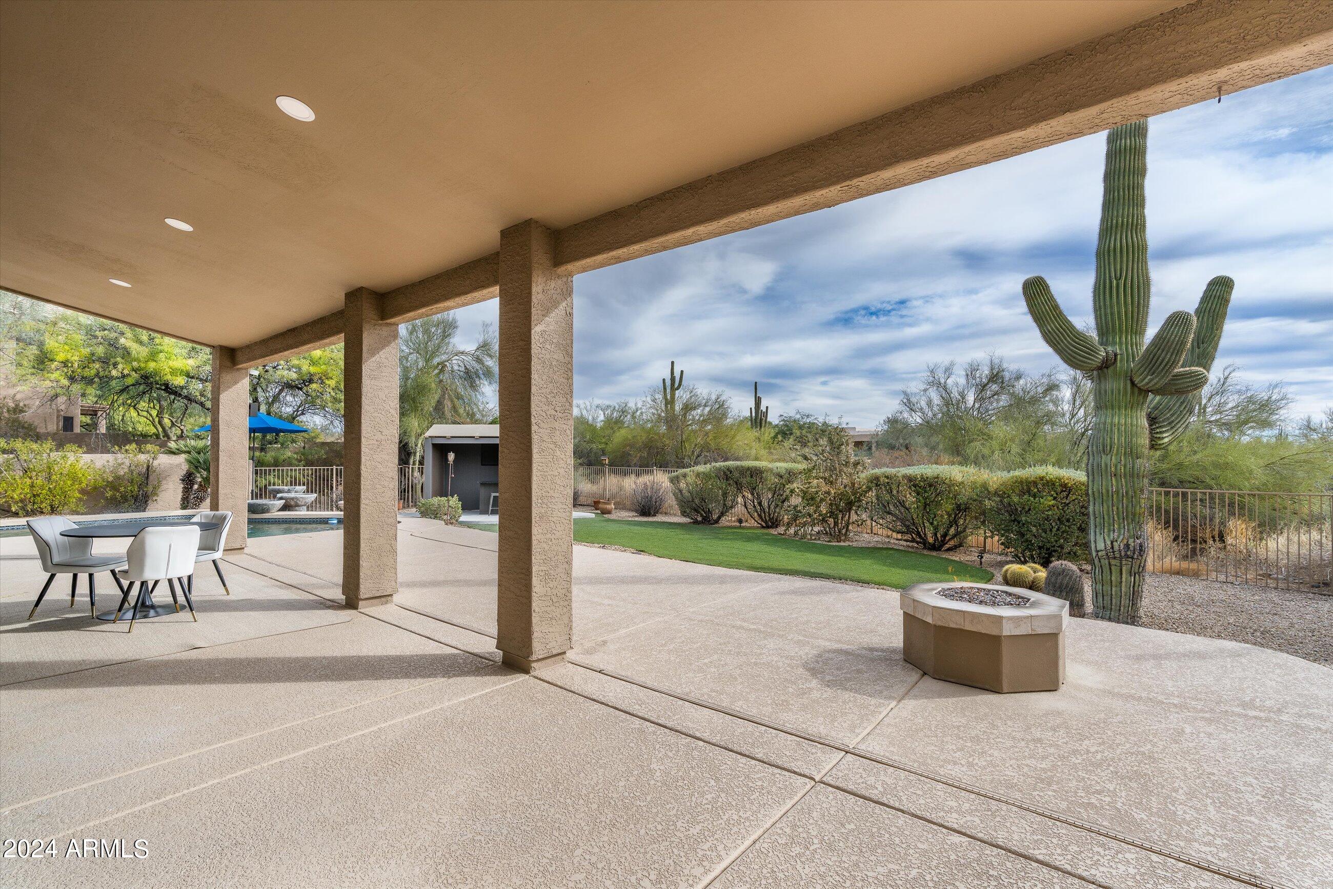 6757 E HORNED OWL Trail