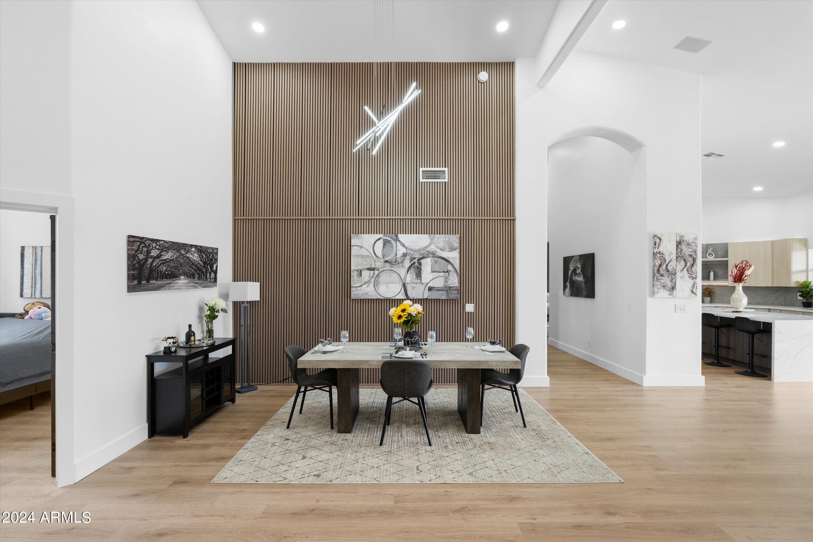 6757 E HORNED OWL Trail