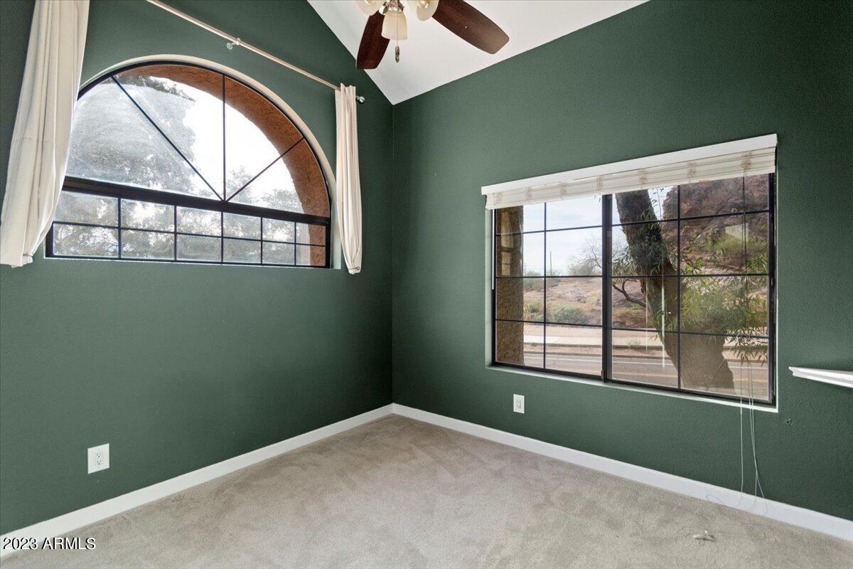 819 N COLLEGE Avenue # J132
