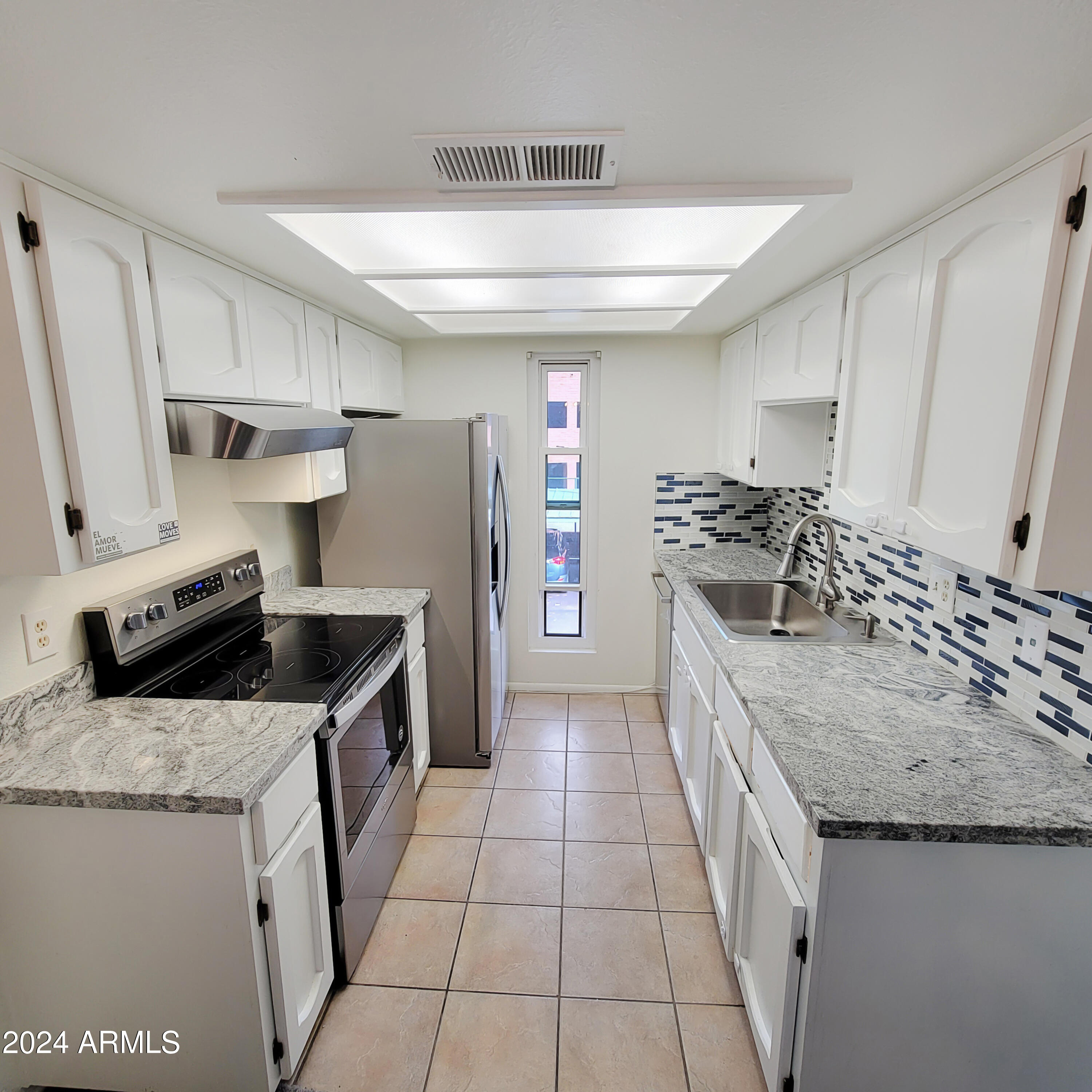 3119 W COCHISE Drive, 236