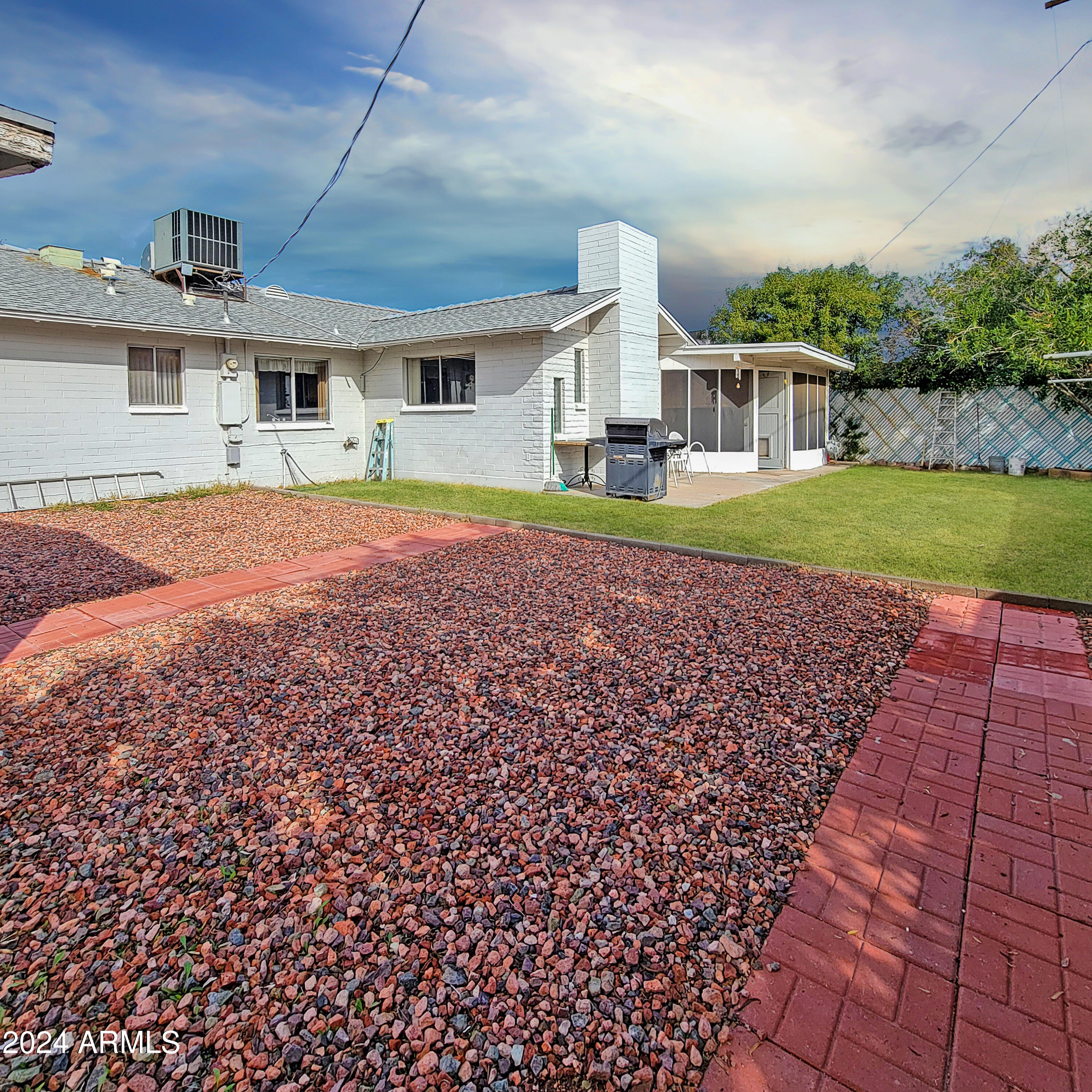 3619 W STATE Avenue
