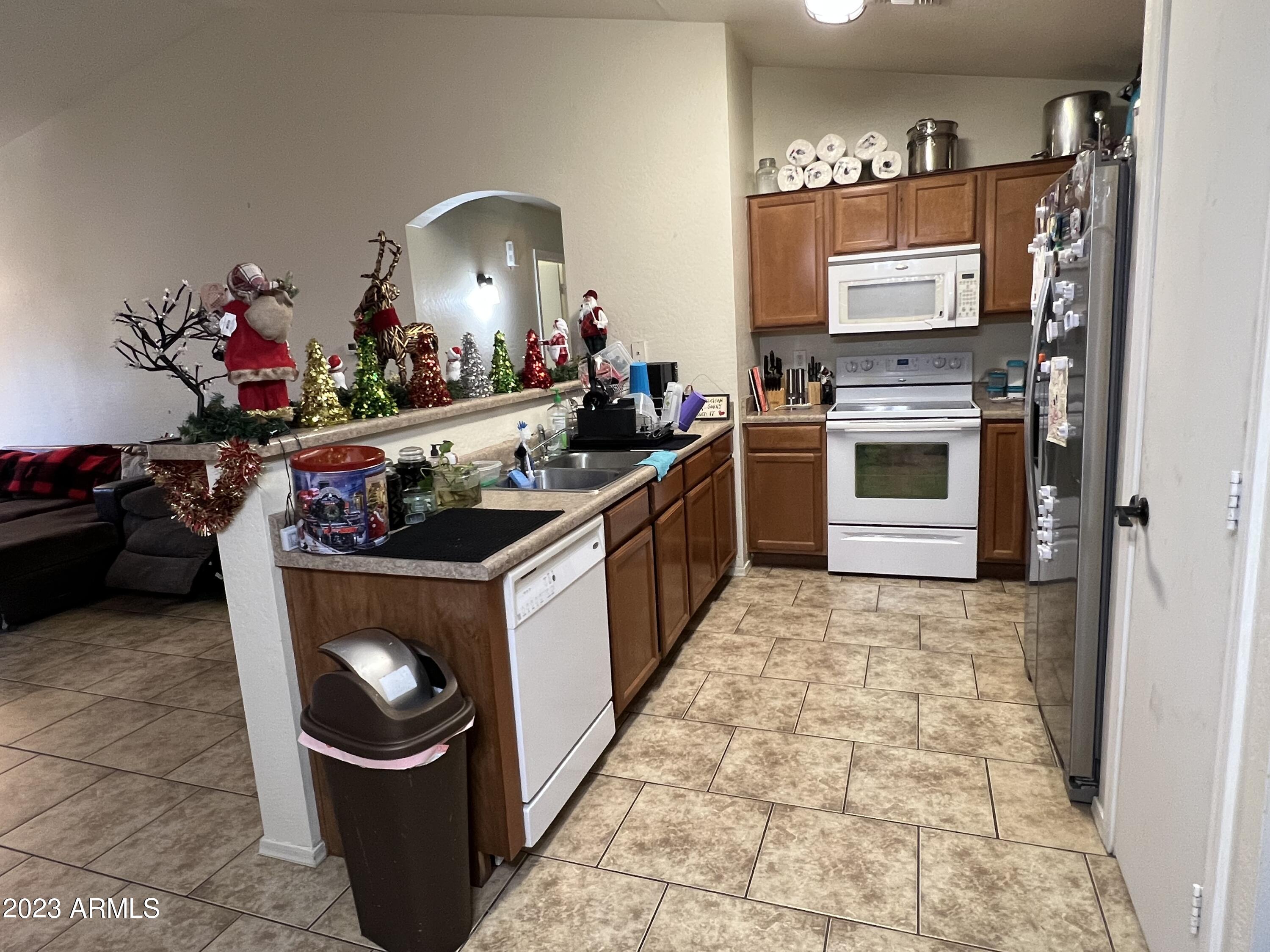 23950 W LA SALLE Street