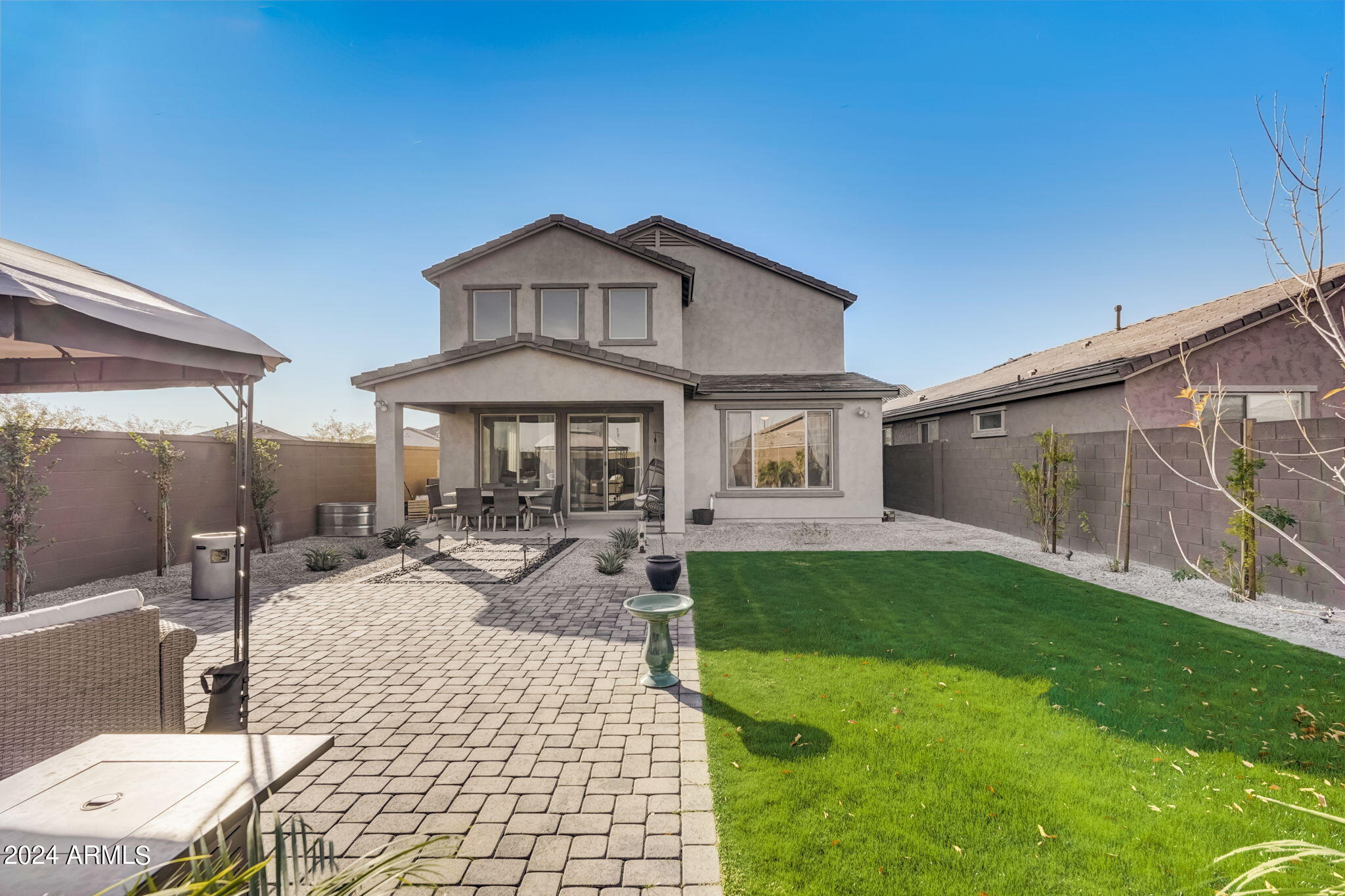 6918 W GWEN Street