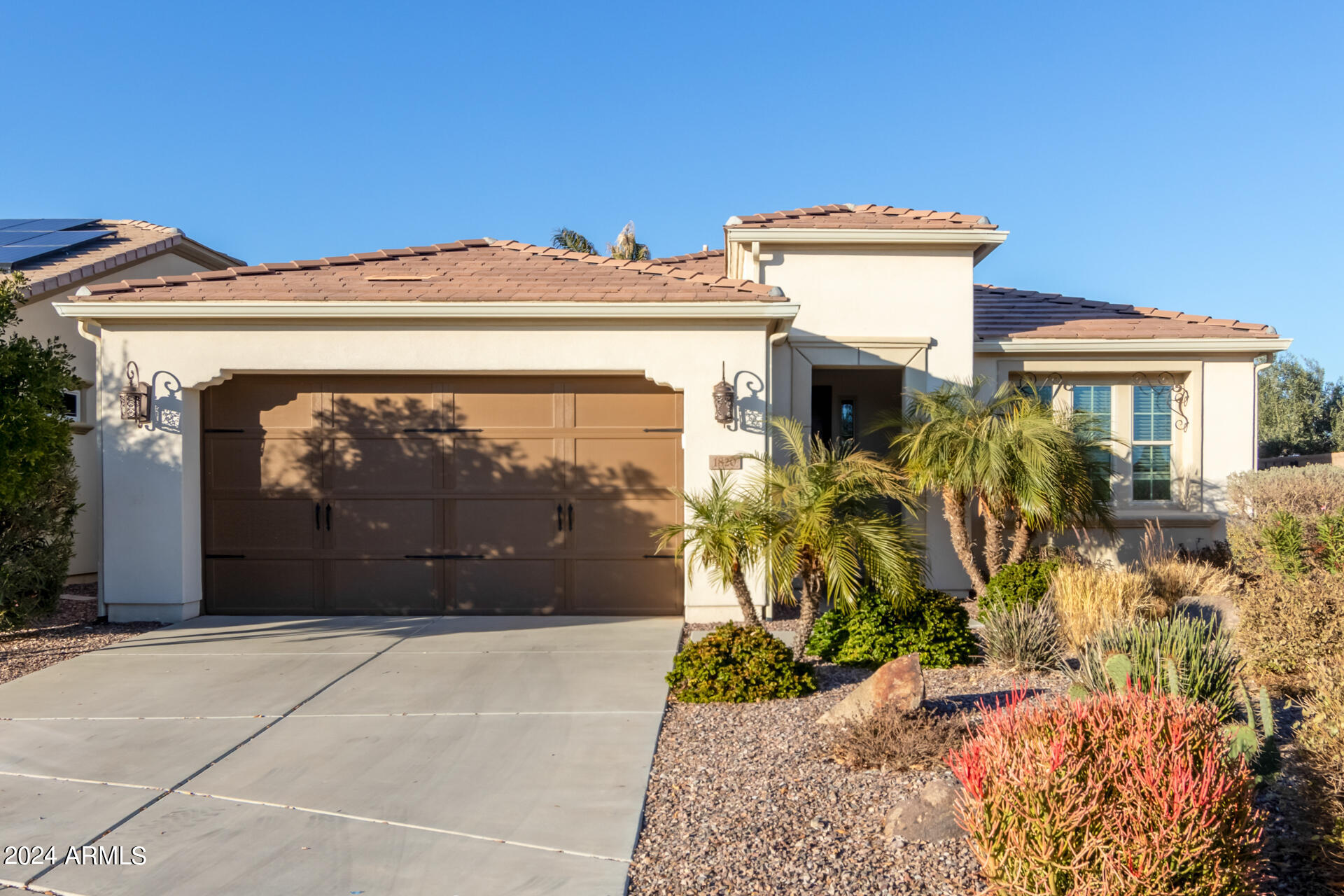 1820 E SATTOO Way