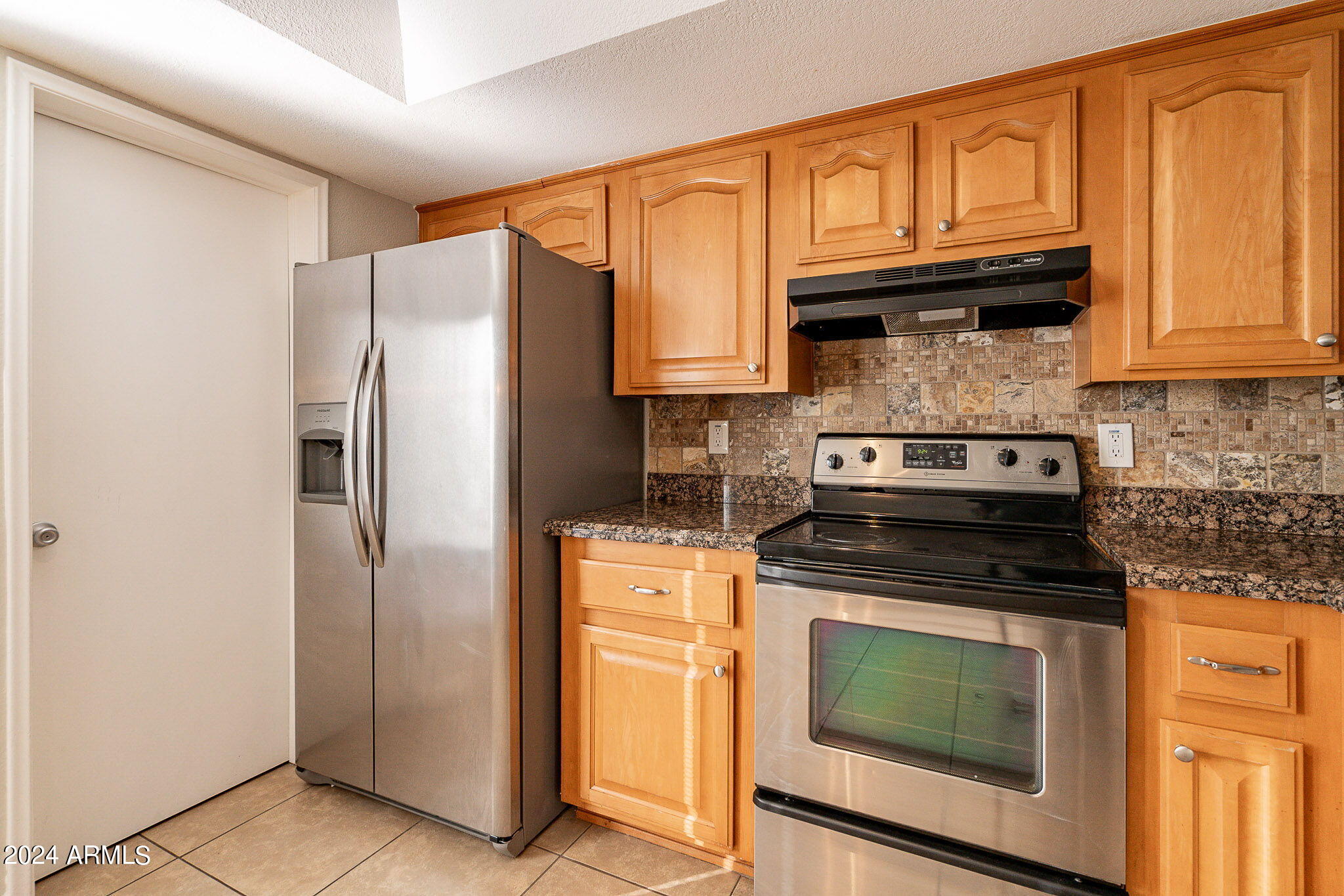19601 N 7TH Street, 1016