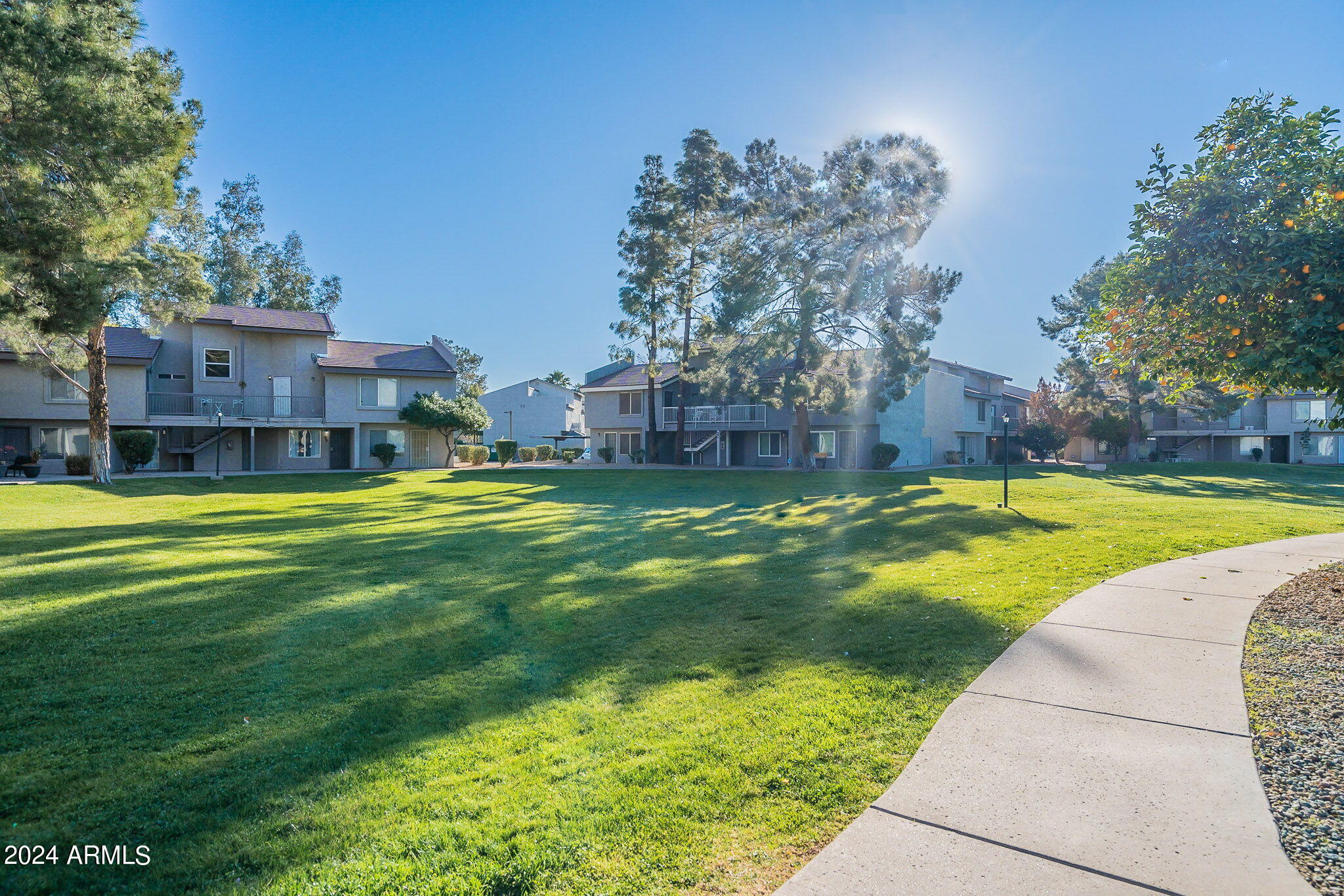 19601 N 7TH Street, 1016