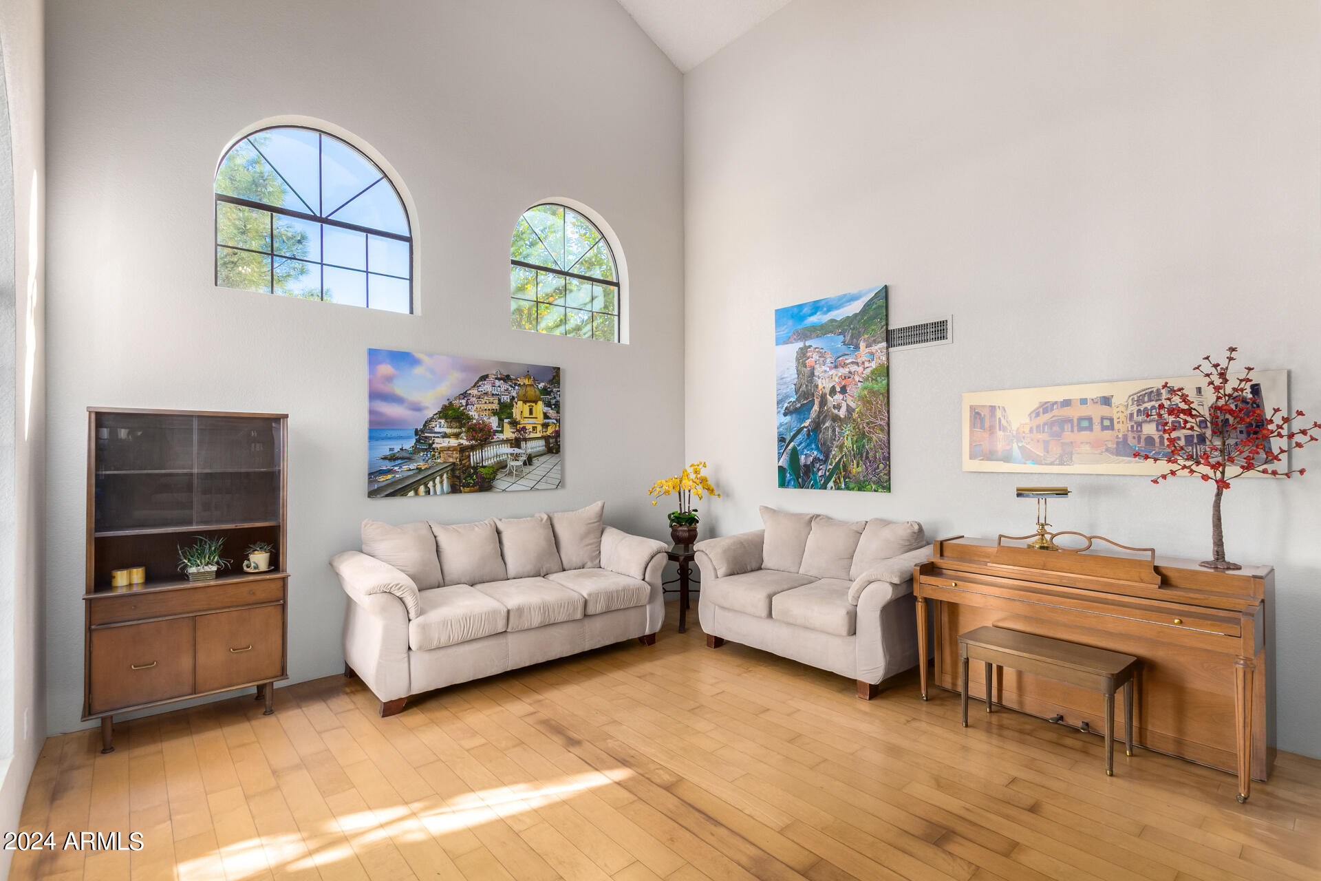 7537 W LIBBY Street