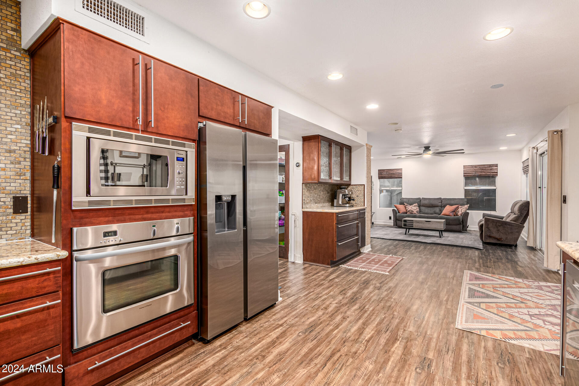 2363 W HEMLOCK Court