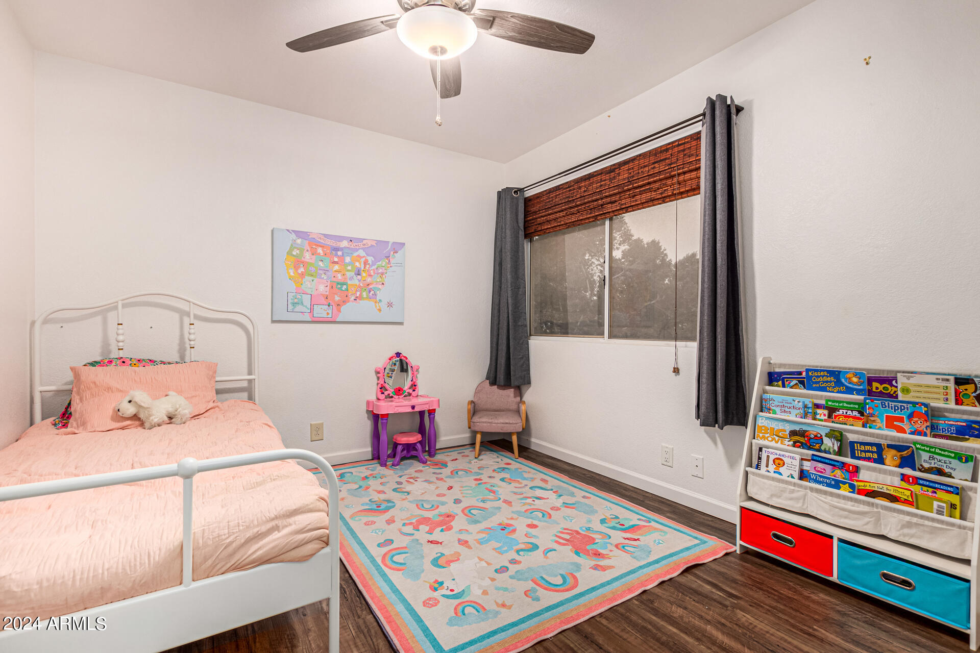 2363 W HEMLOCK Court