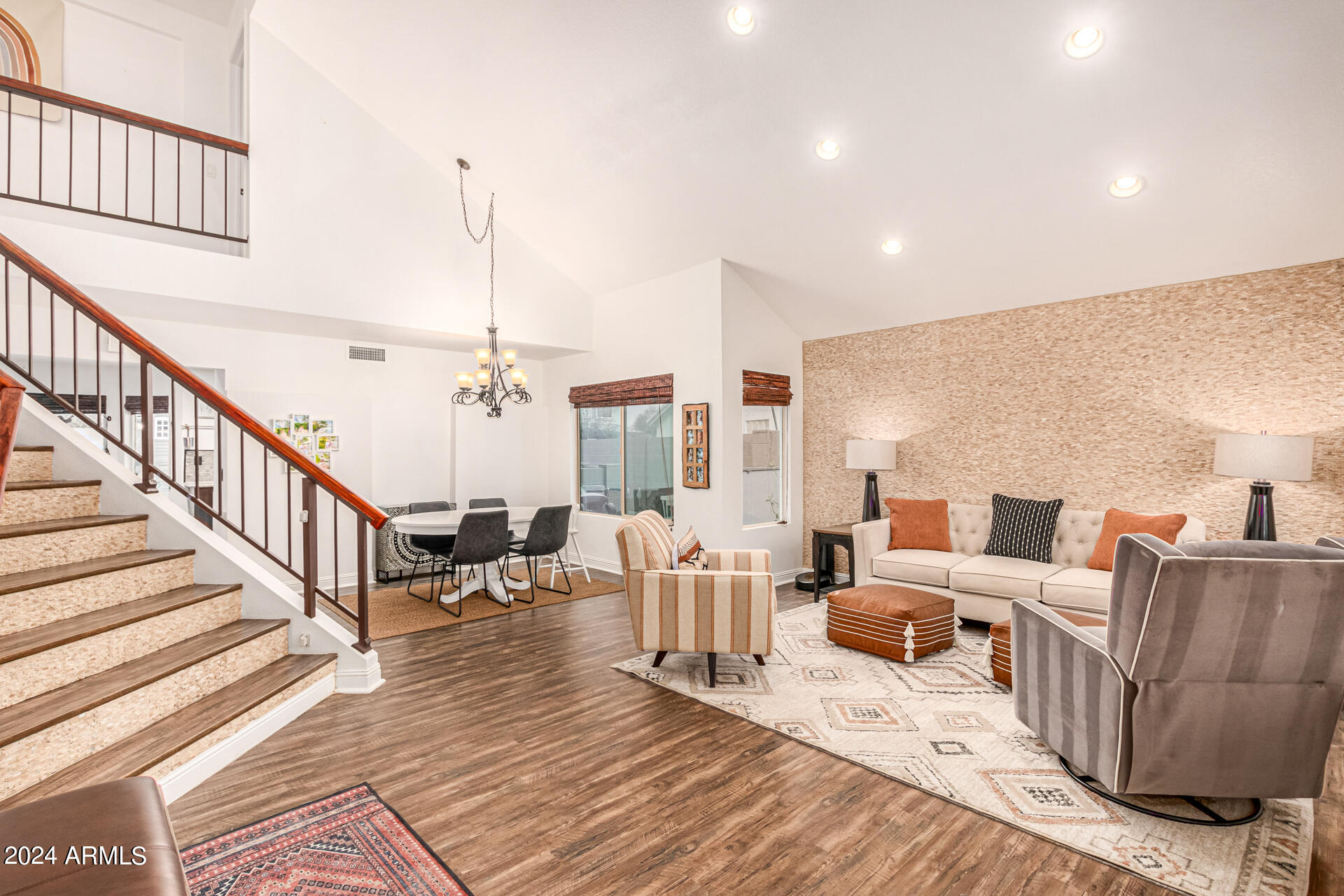 2363 W HEMLOCK Court