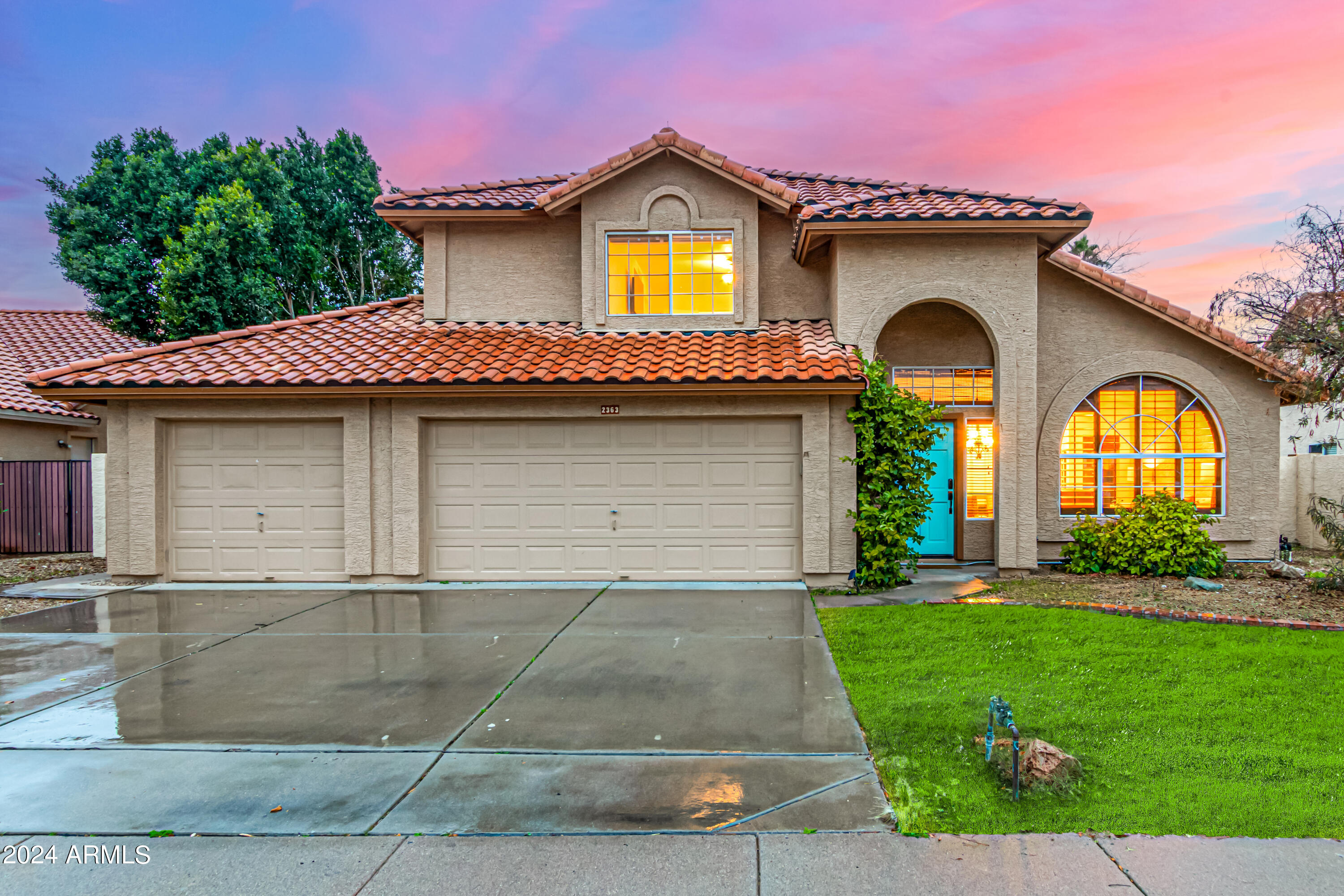2363 W HEMLOCK Court