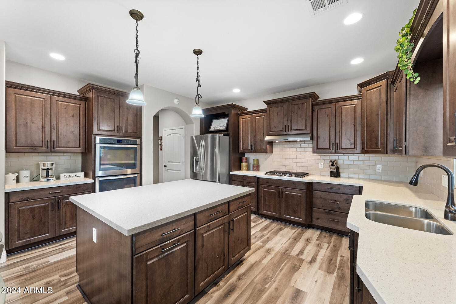 11459 E SEAVER Avenue