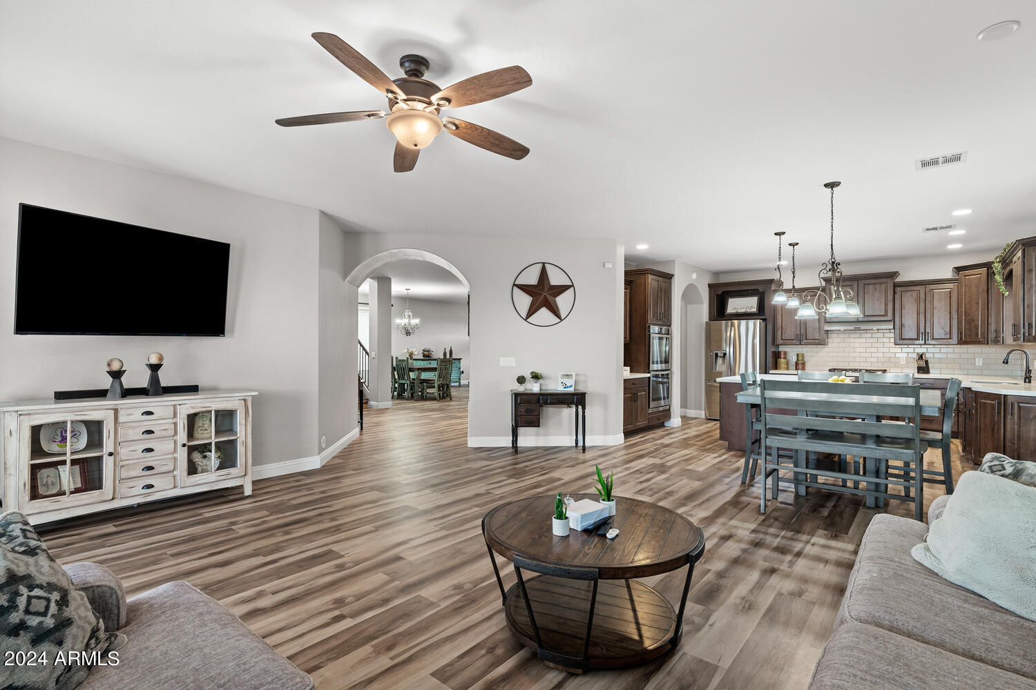 11459 E SEAVER Avenue