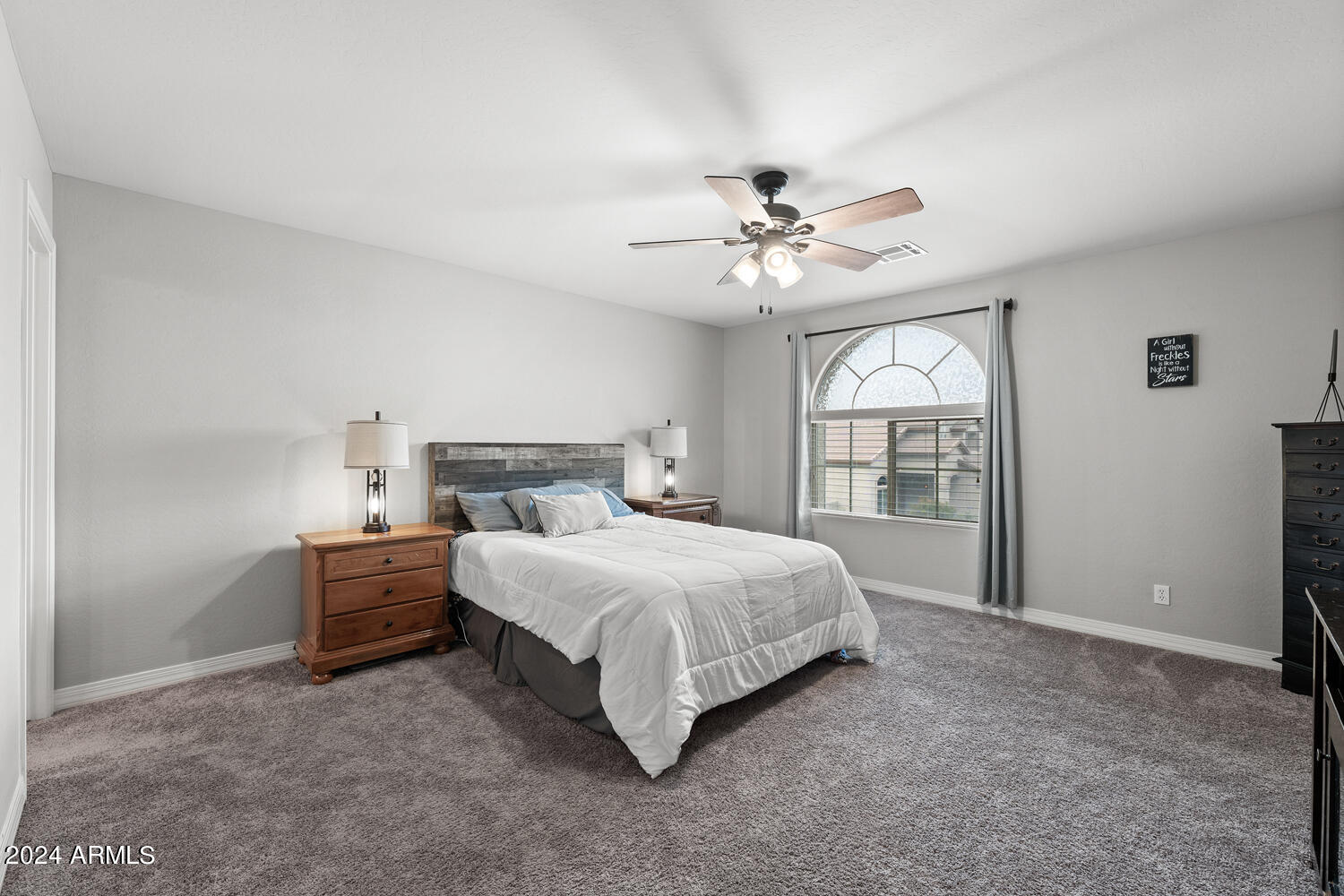 11459 E SEAVER Avenue