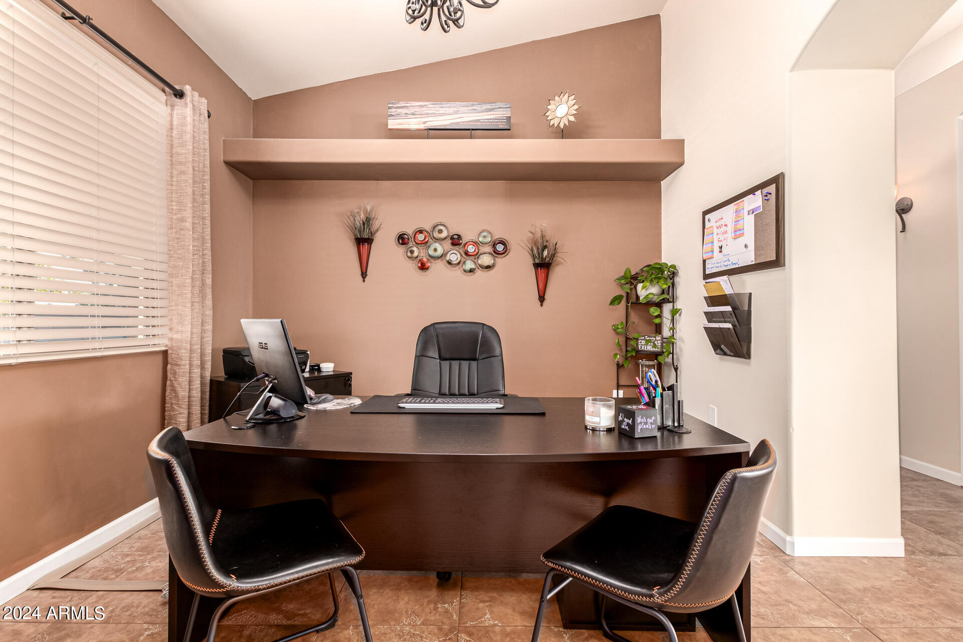 6456 E HOLIDAY Drive