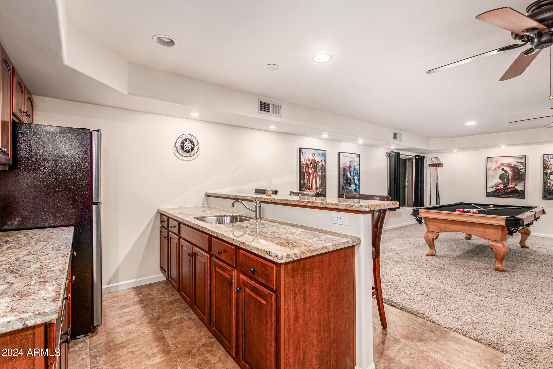 6456 E HOLIDAY Drive