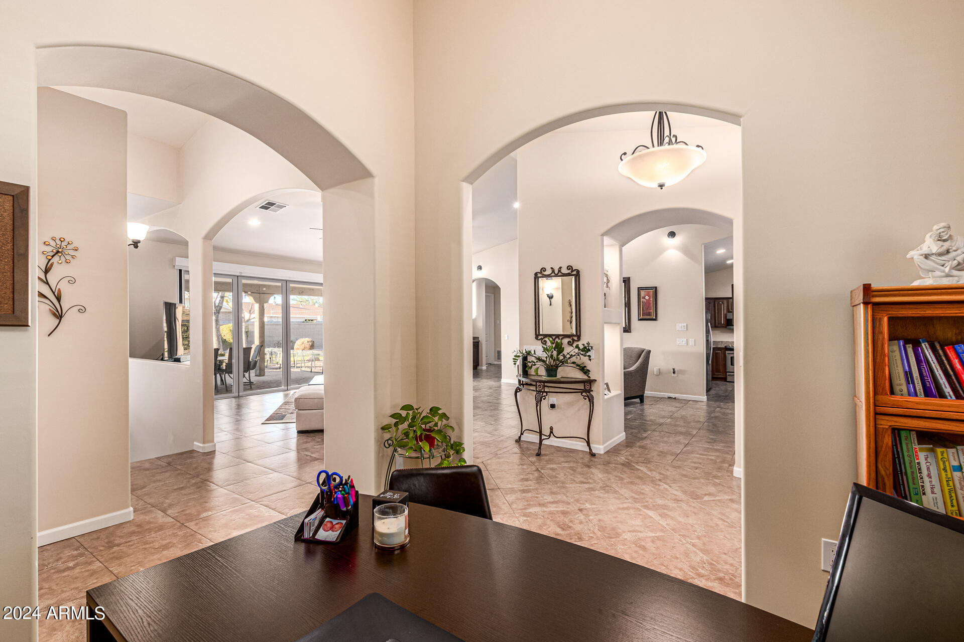 6456 E HOLIDAY Drive