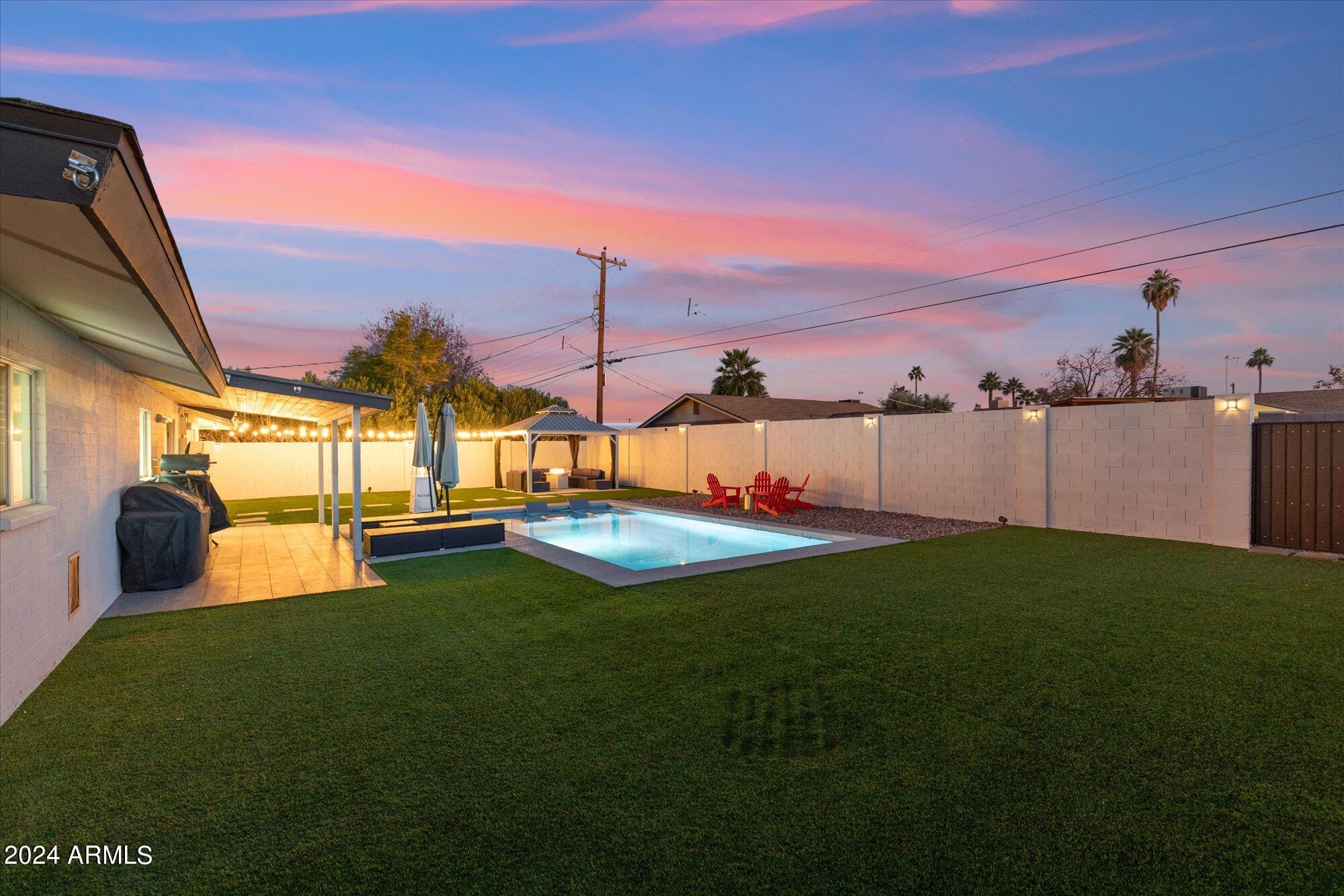 8243 E CHAPARRAL Road