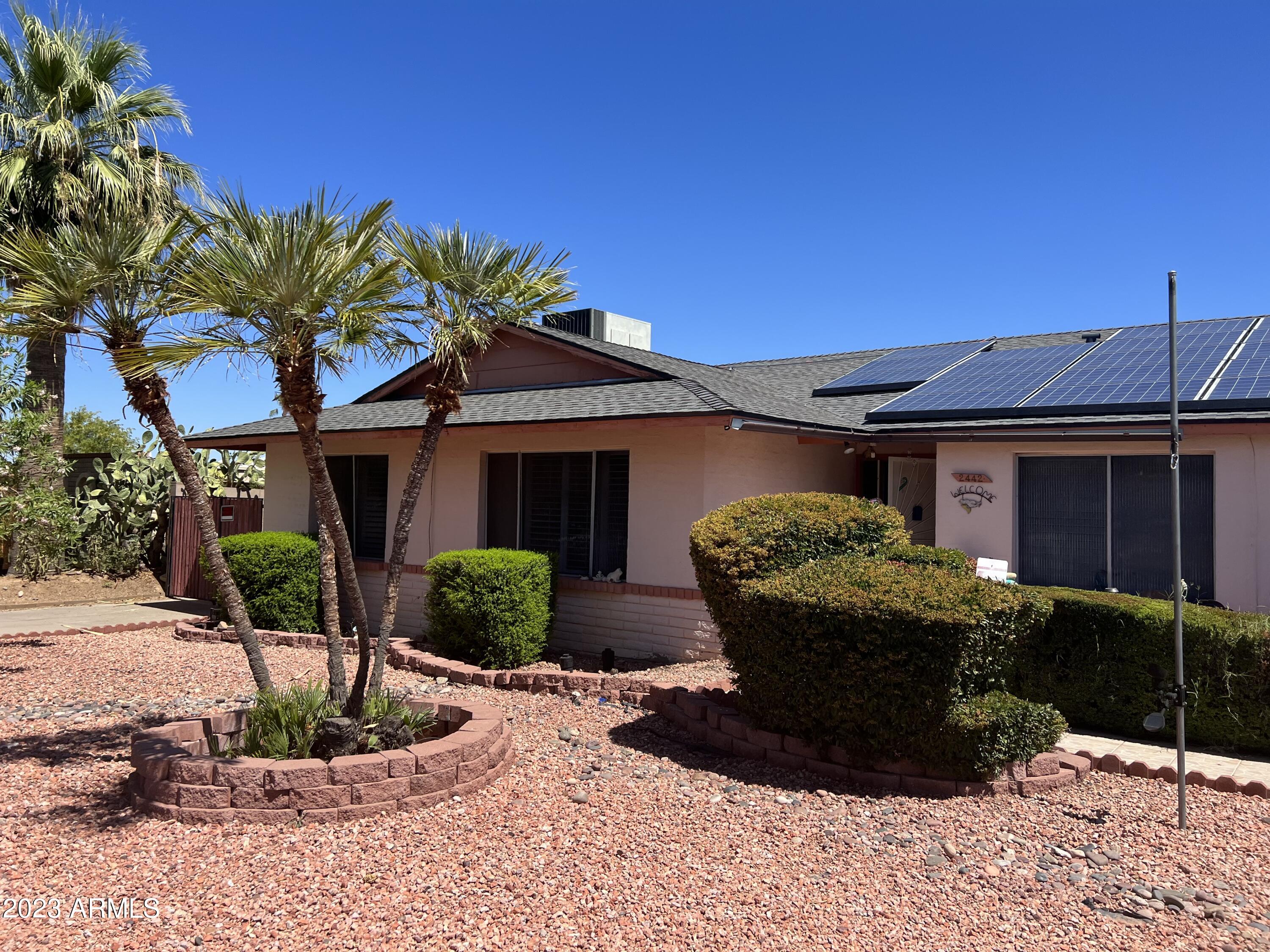 2442 E CLAIRE Drive