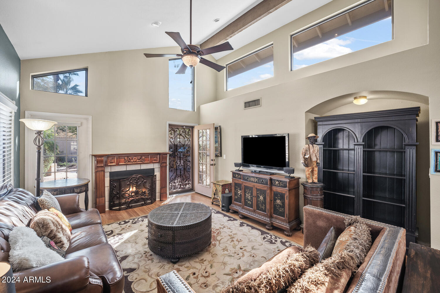 2659 N CARRIAGE Lane