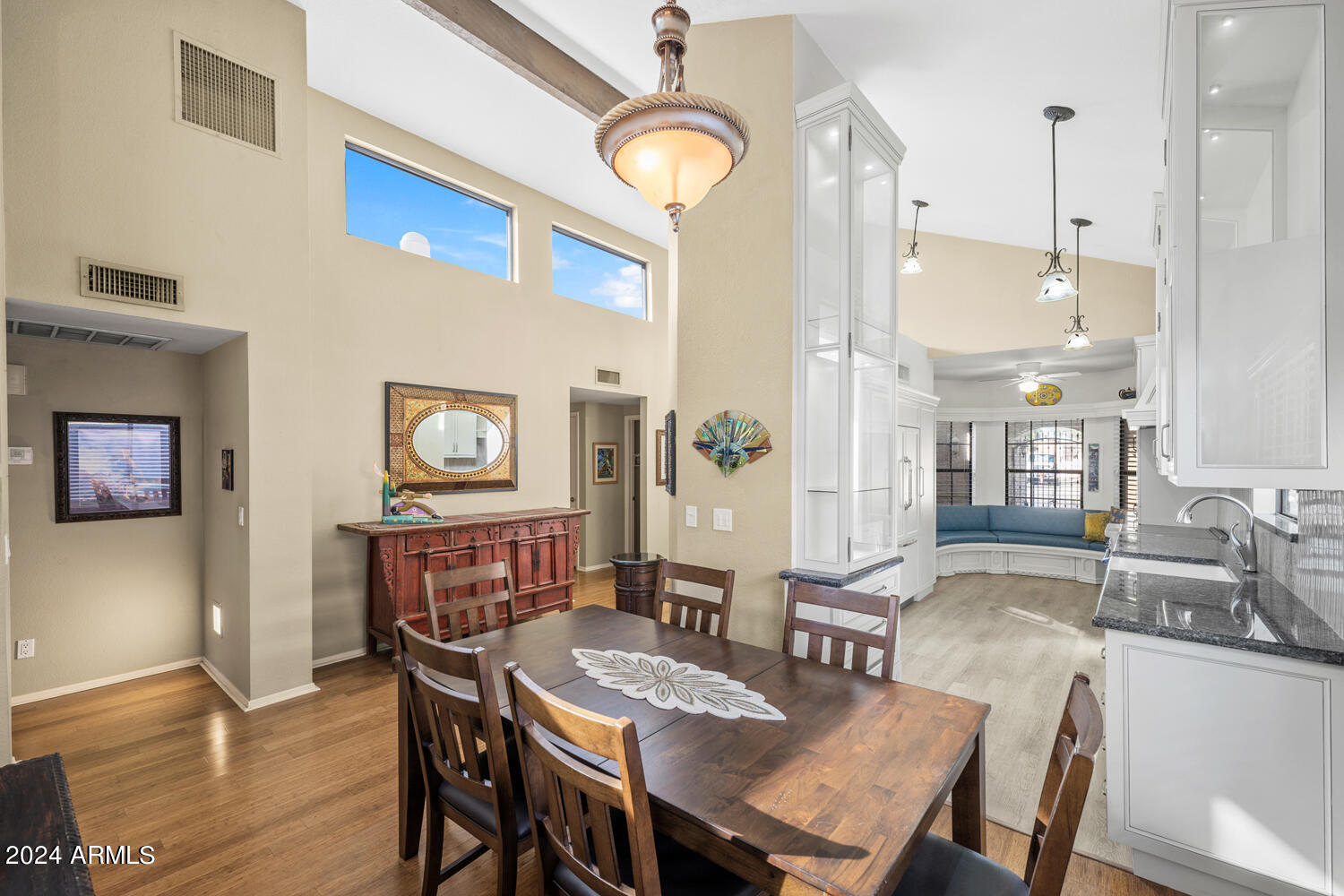 2659 N CARRIAGE Lane