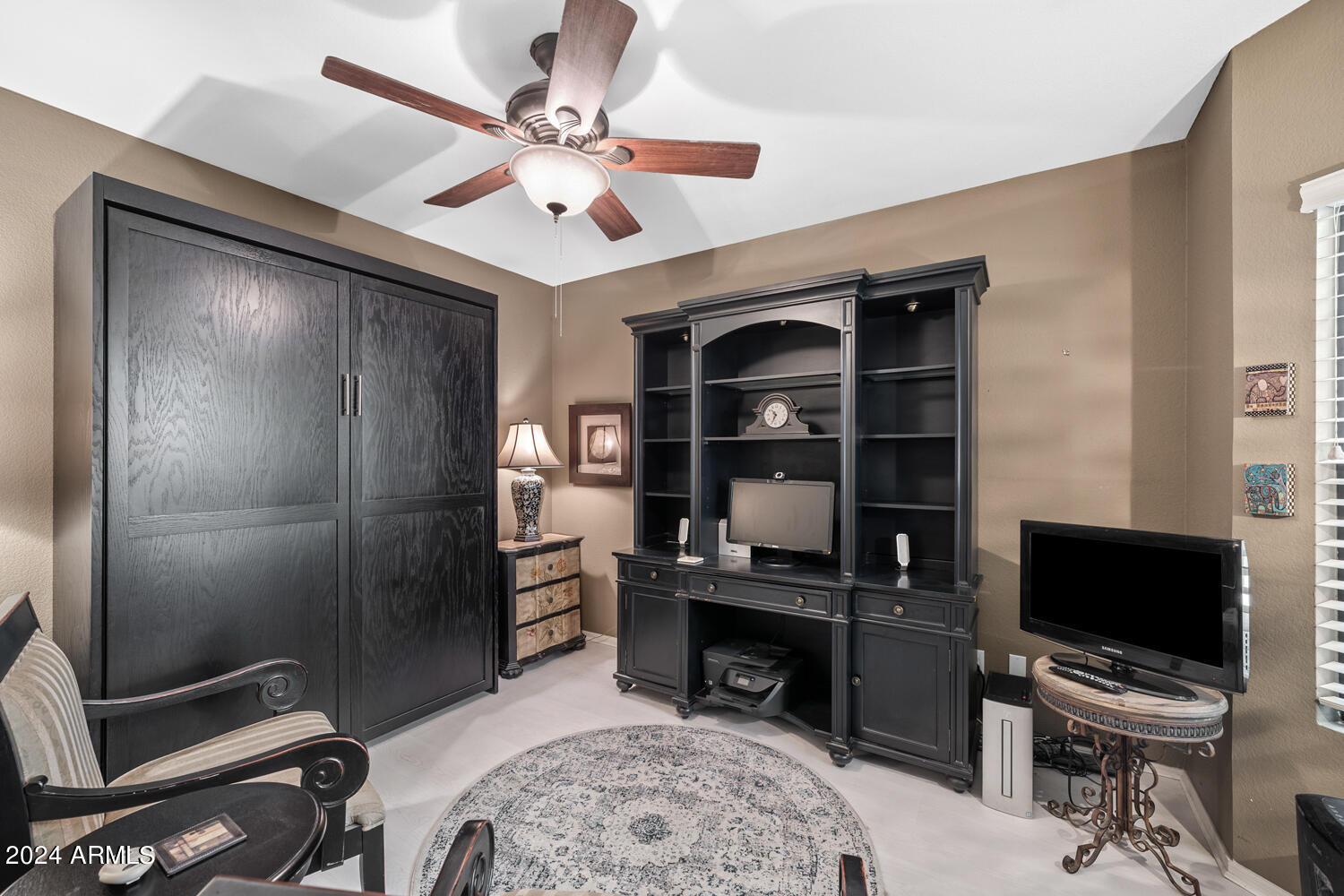 2659 N CARRIAGE Lane