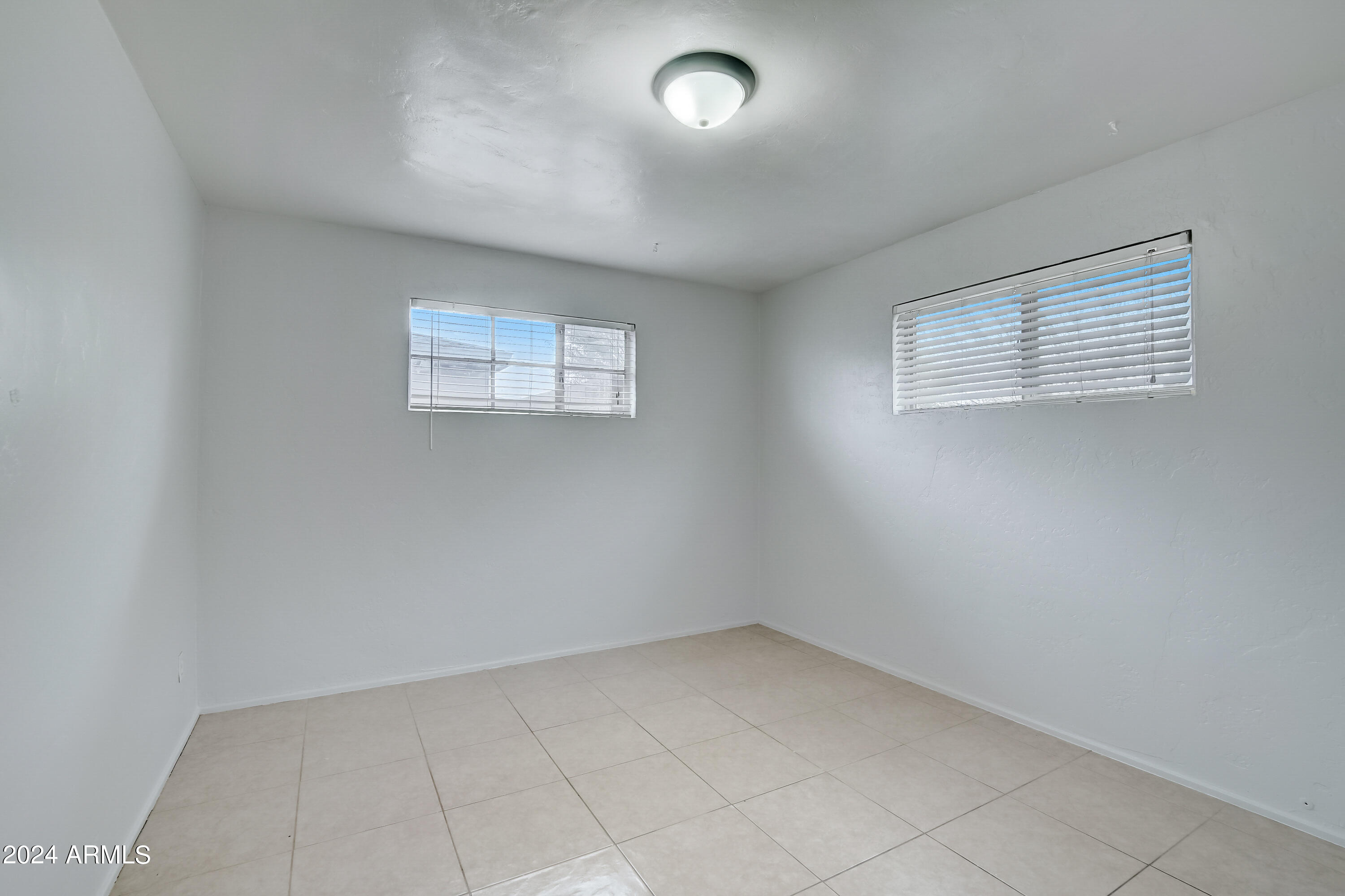 3007 W ECHO Lane