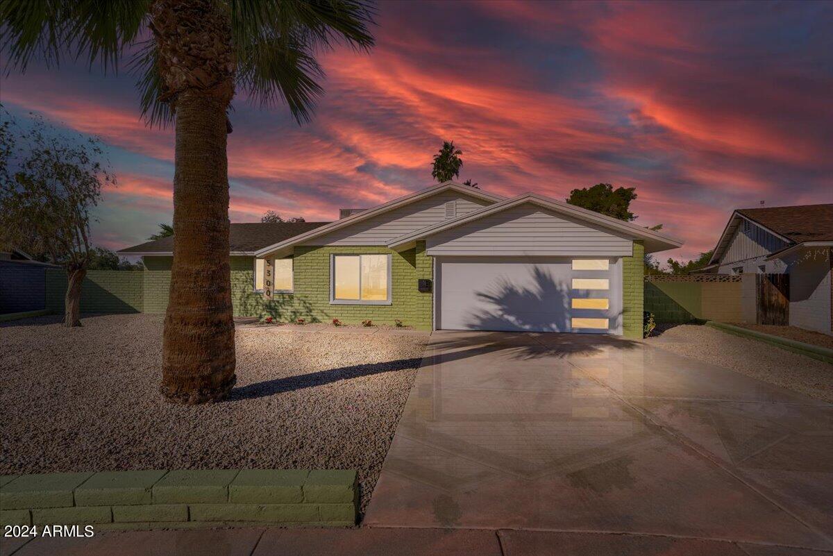 5300 S HAZELTON Lane