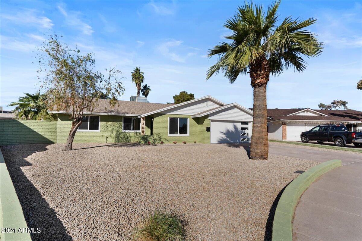5300 S HAZELTON Lane