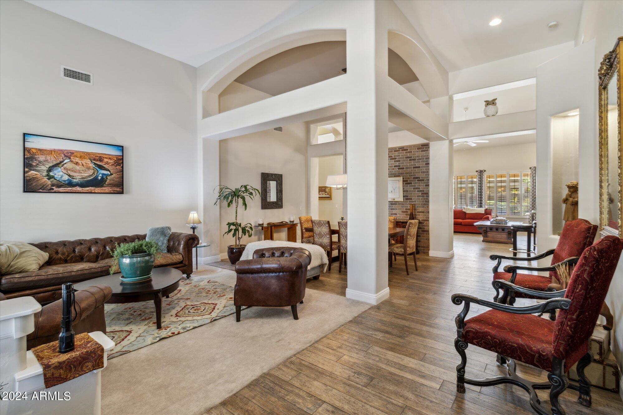 6405 E LE MARCHE Avenue