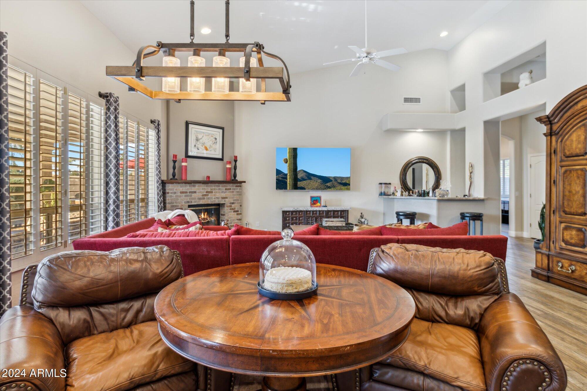 6405 E LE MARCHE Avenue