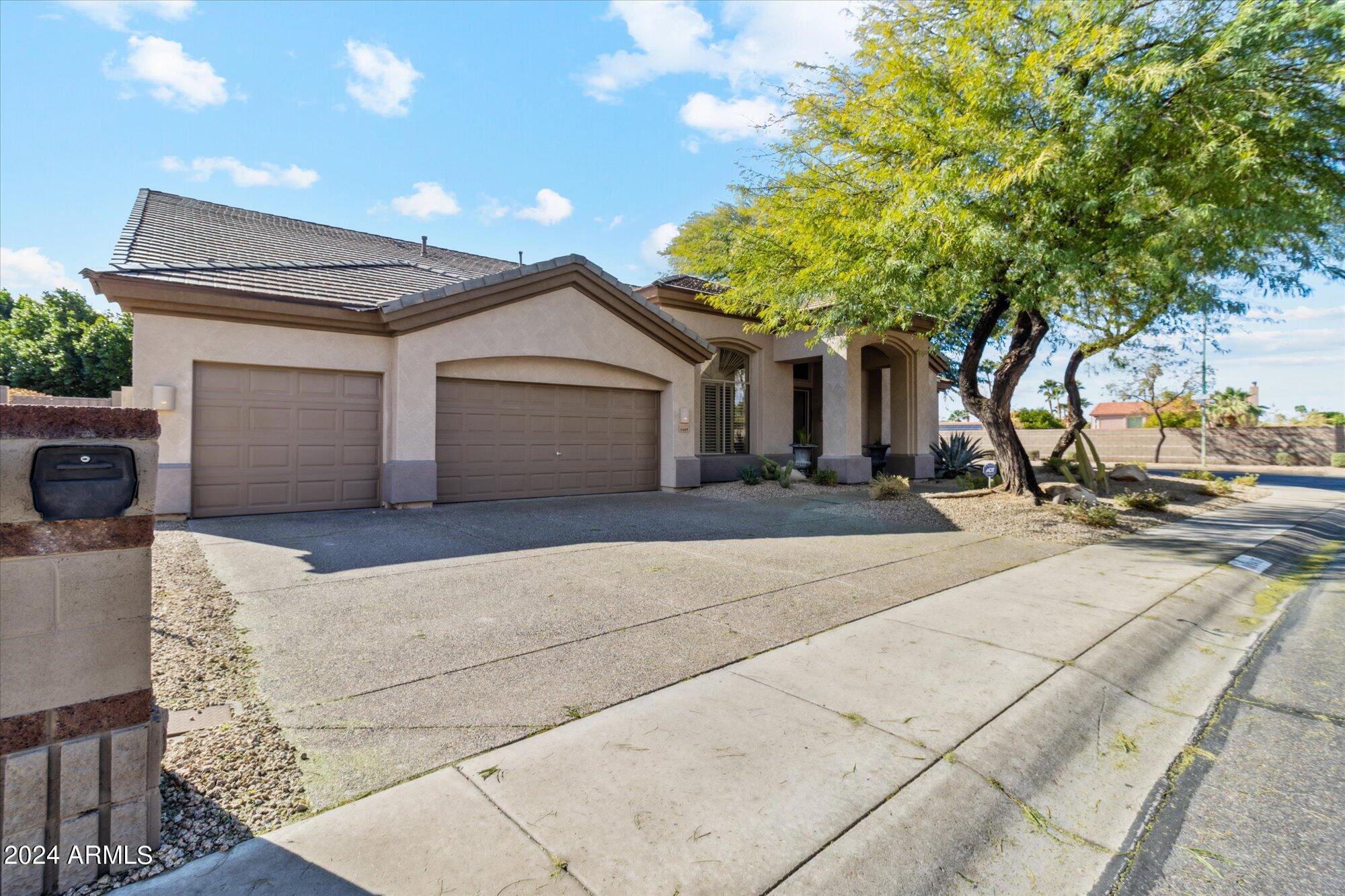 6405 E LE MARCHE Avenue