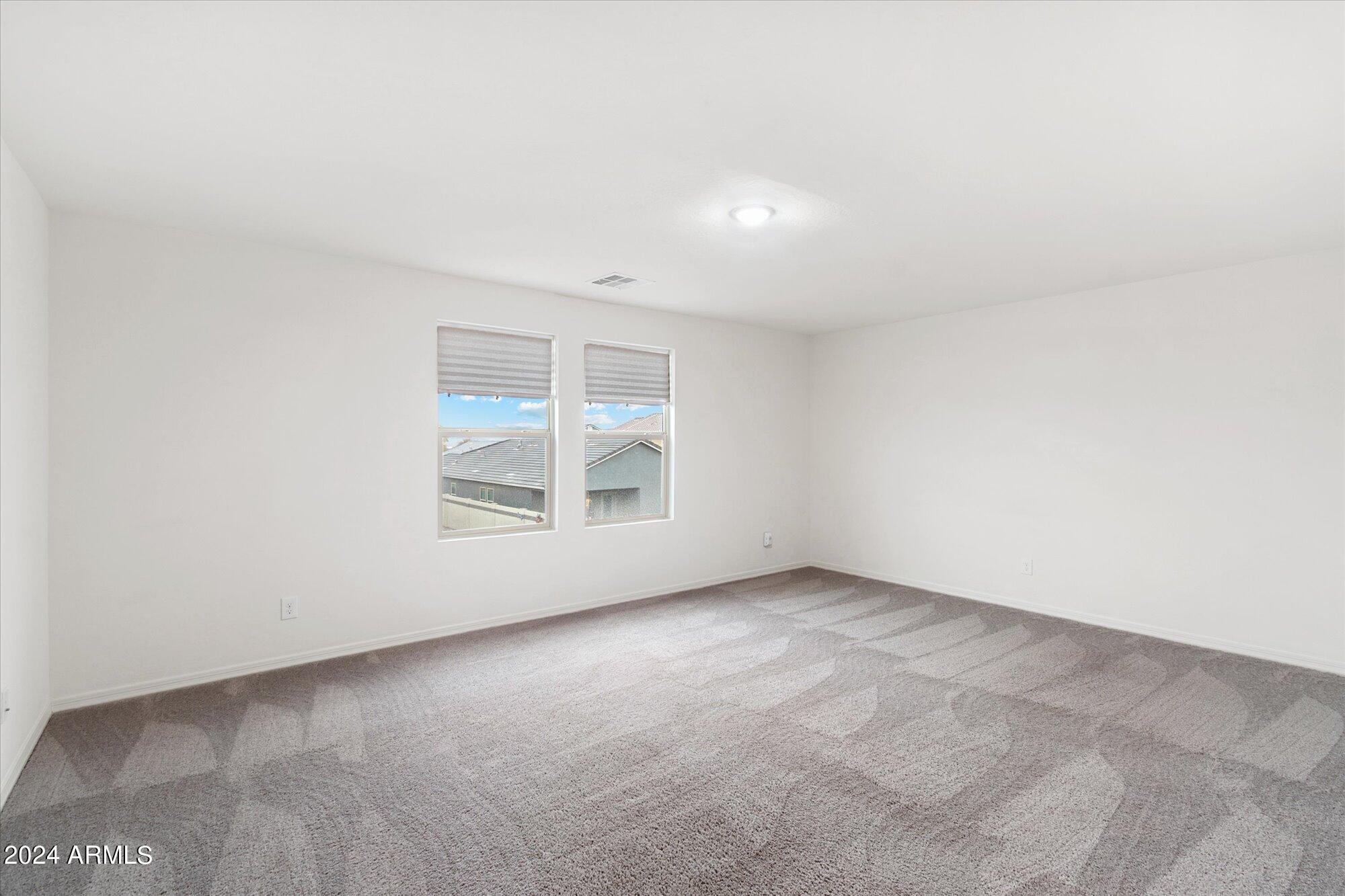 26121 N LETO Circle