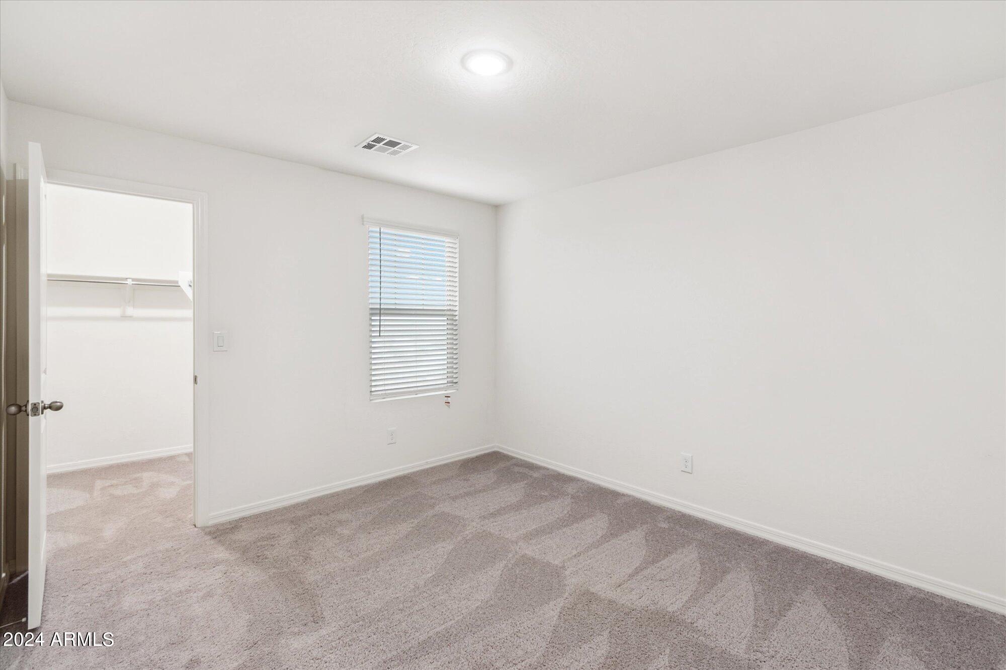 26121 N LETO Circle