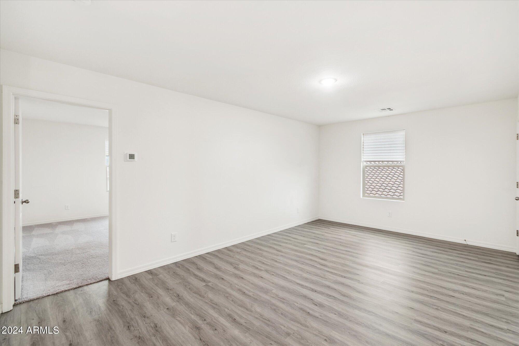26121 N LETO Circle