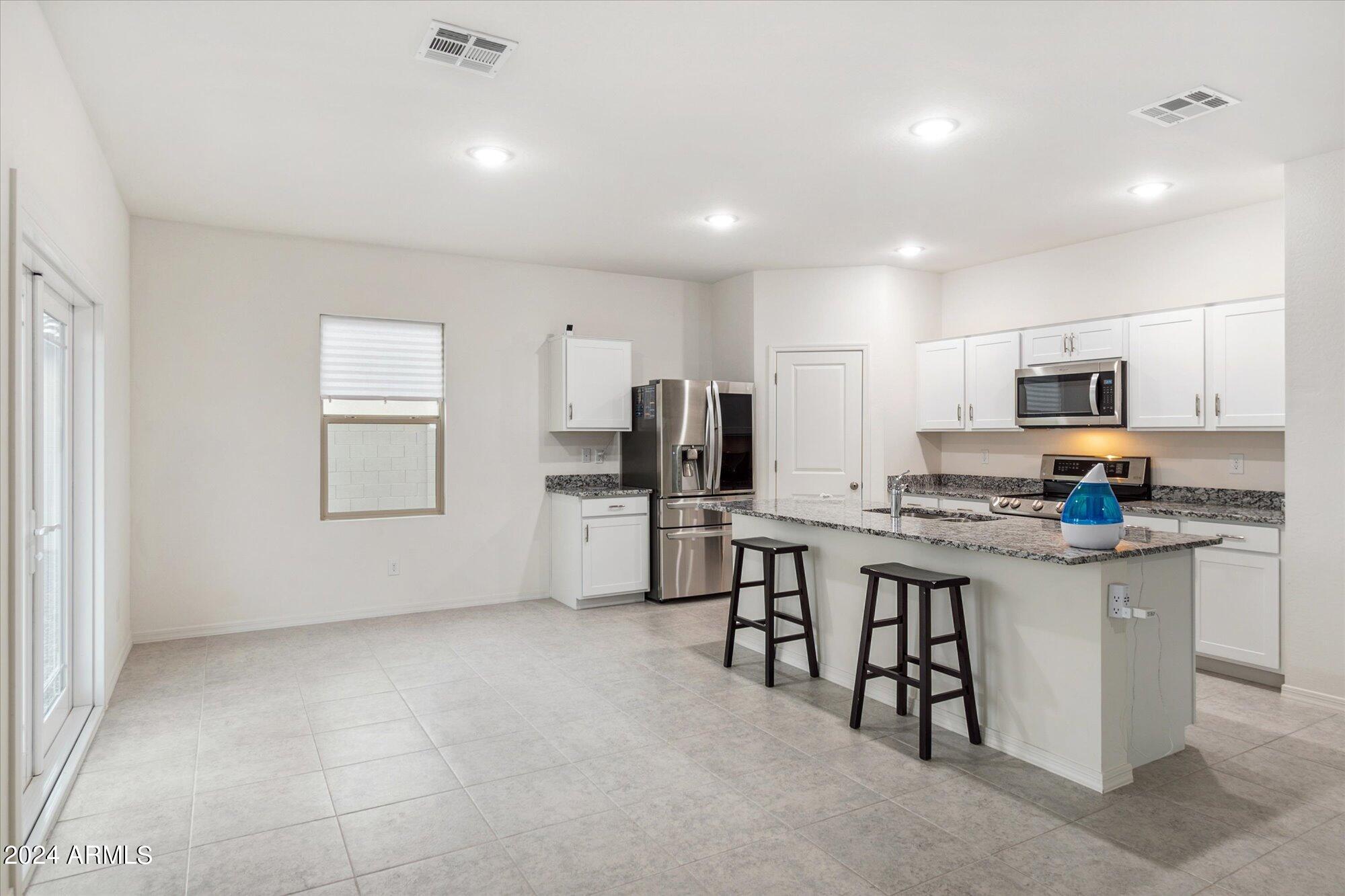26121 N LETO Circle