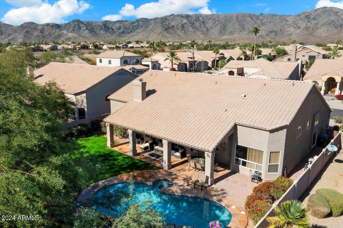 737 W WILDWOOD Drive