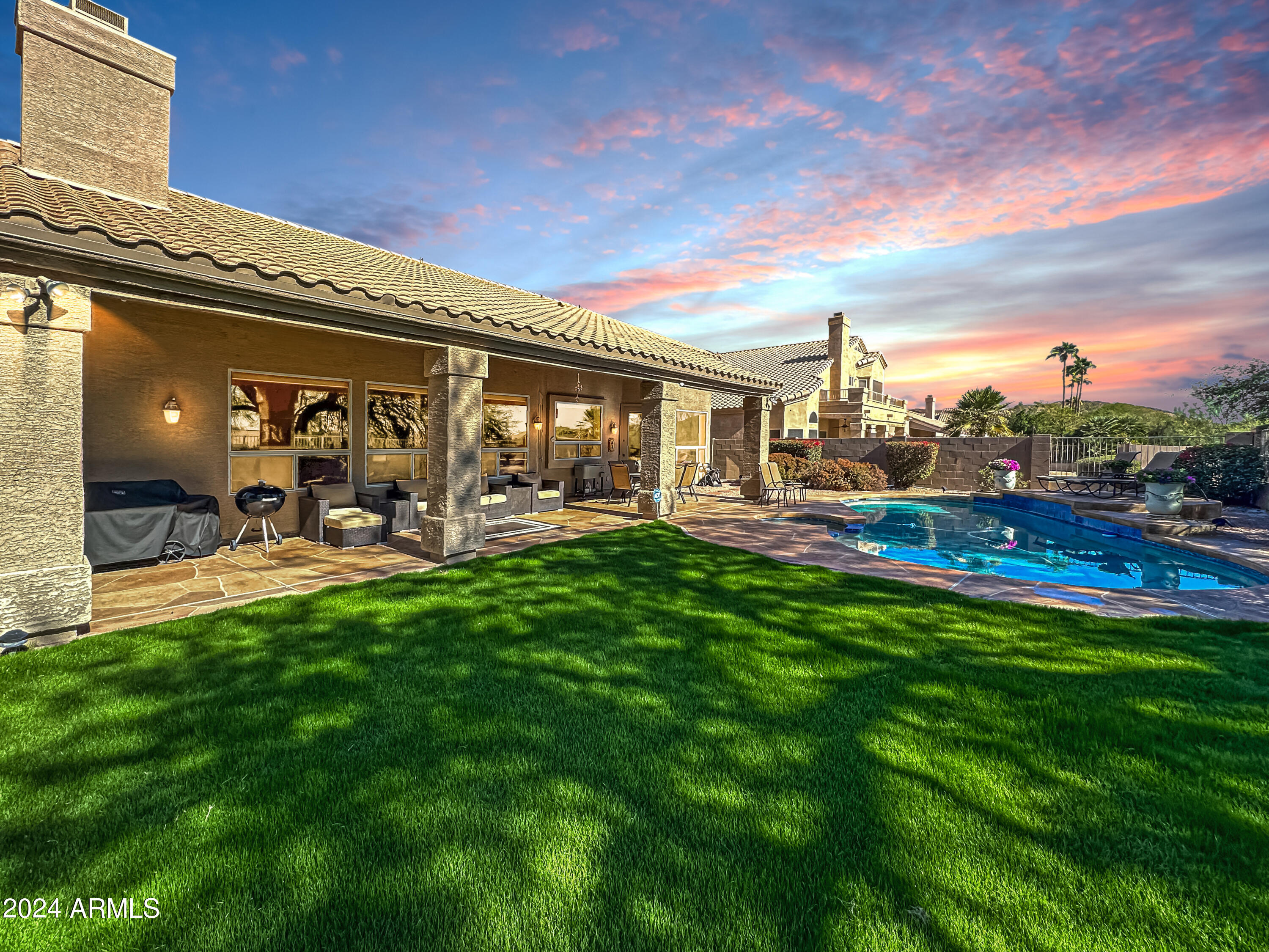 737 W WILDWOOD Drive