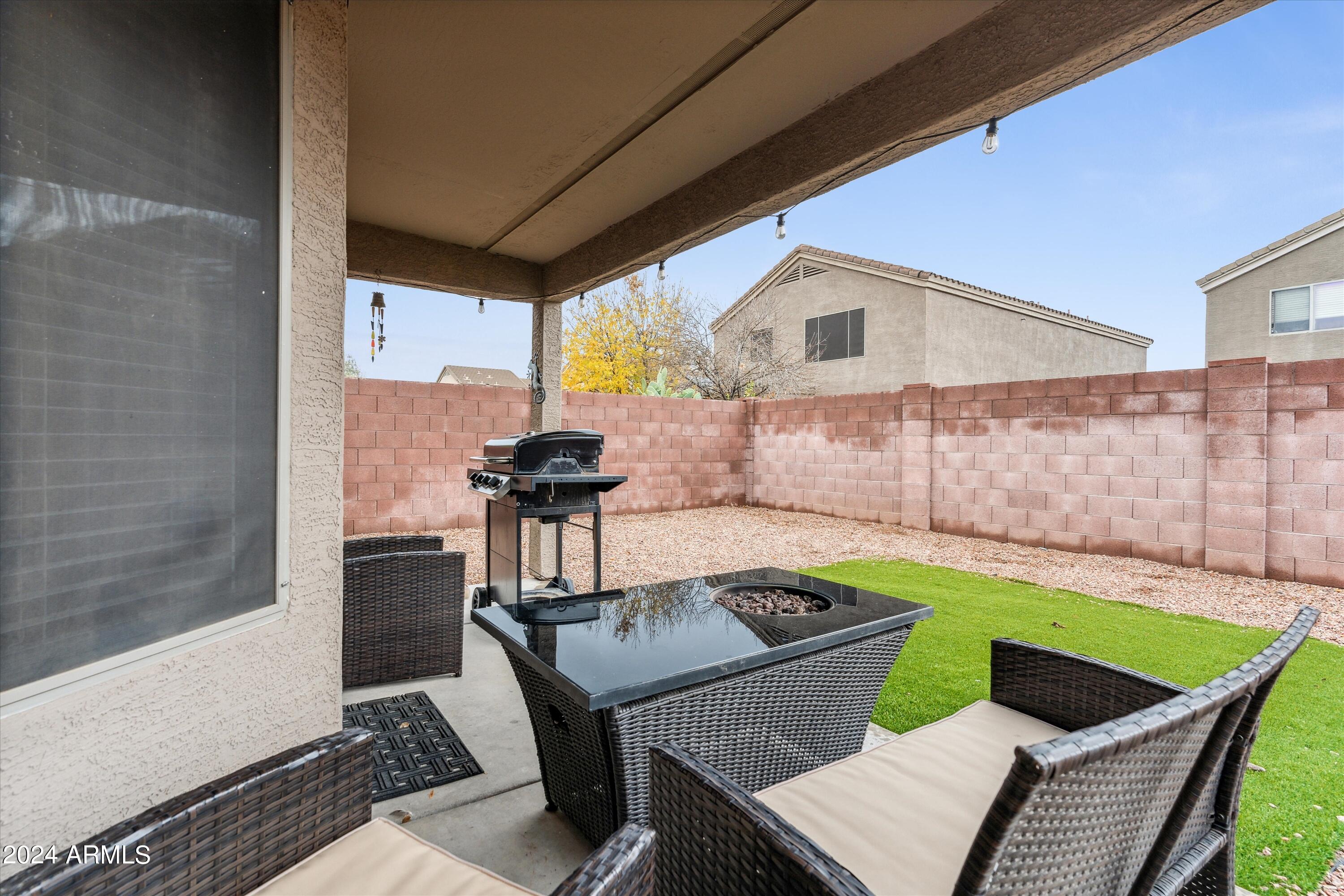 3724 W DANCER Lane