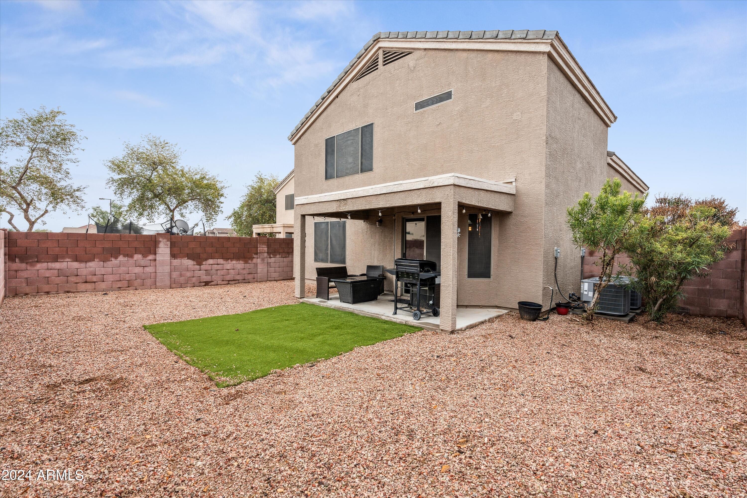 3724 W DANCER Lane