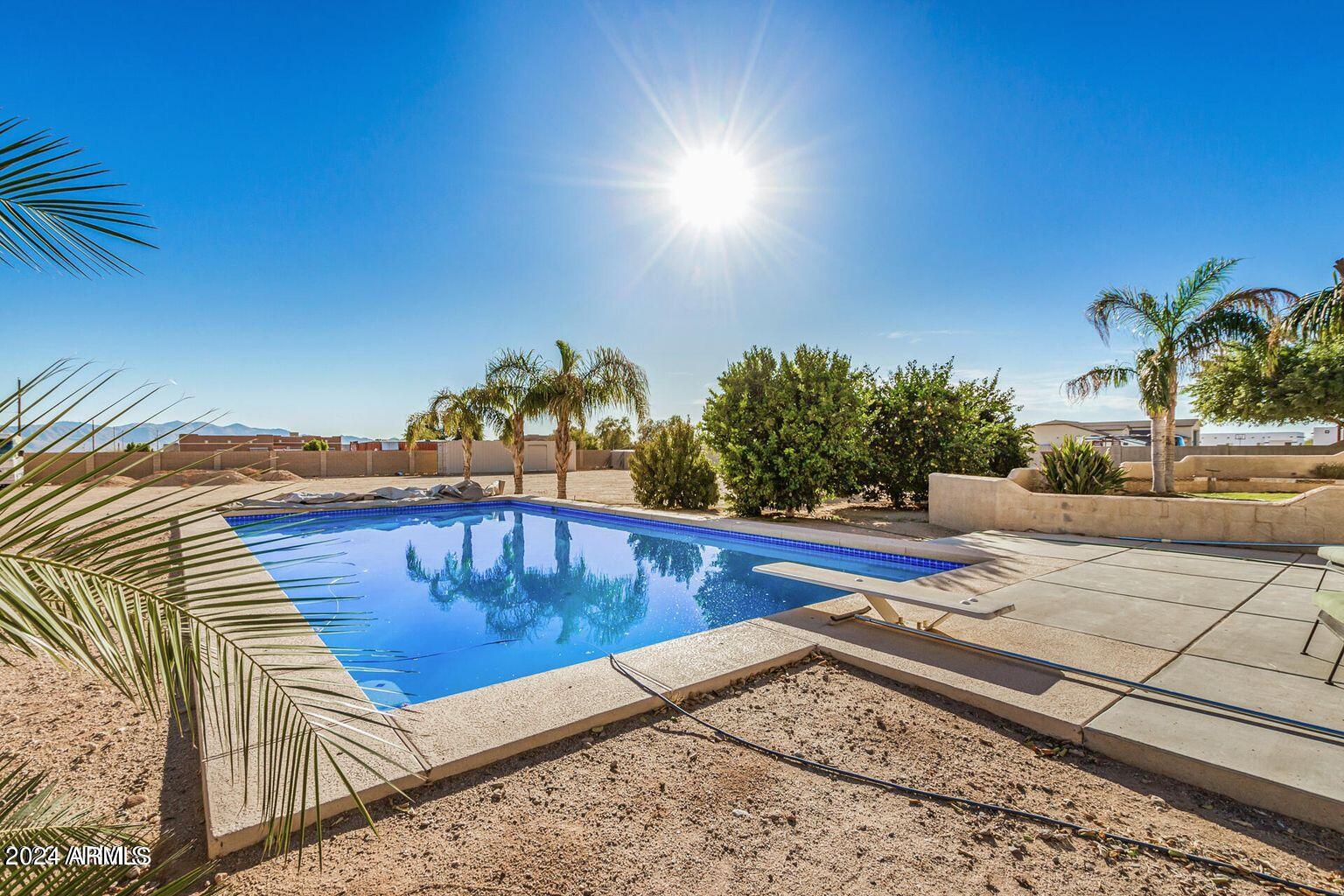 23907 W GAMBIT Trail